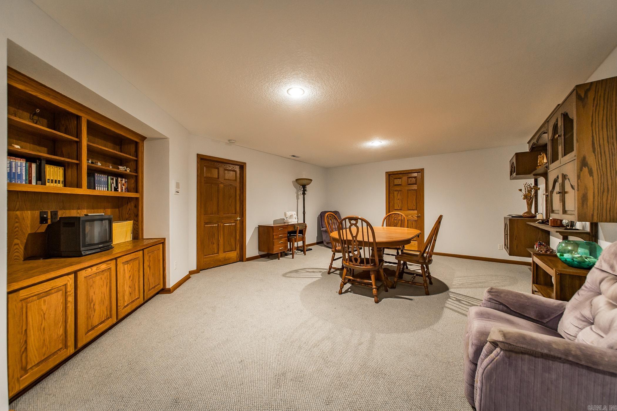 Oak Ridge - Residential