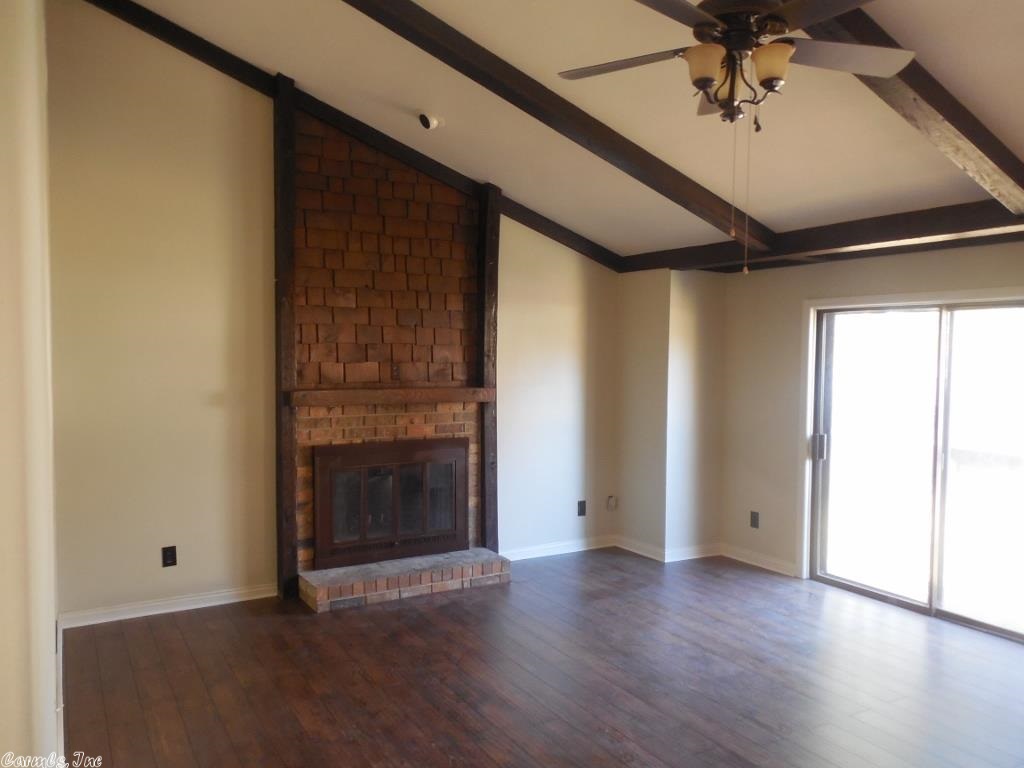 STONEWALL - Residential