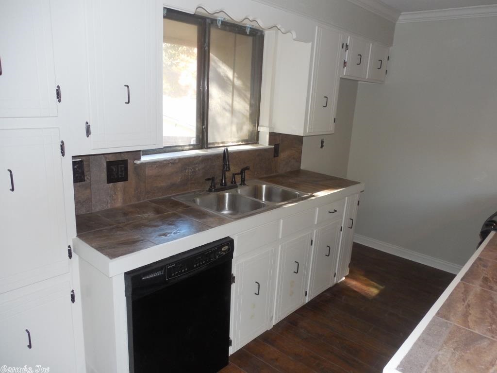 STONEWALL - Residential