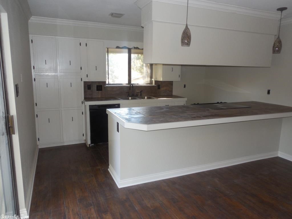 STONEWALL - Residential