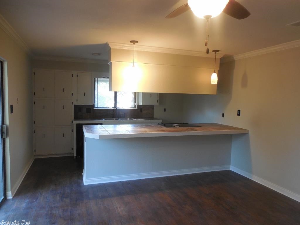 STONEWALL - Residential