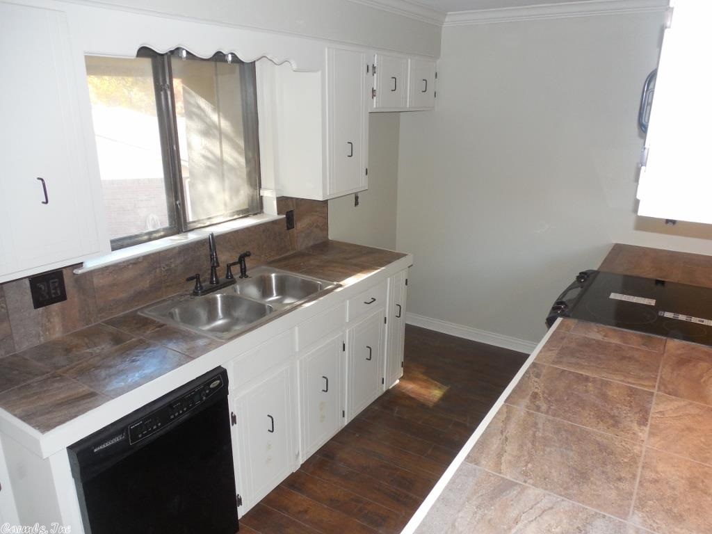 STONEWALL - Residential