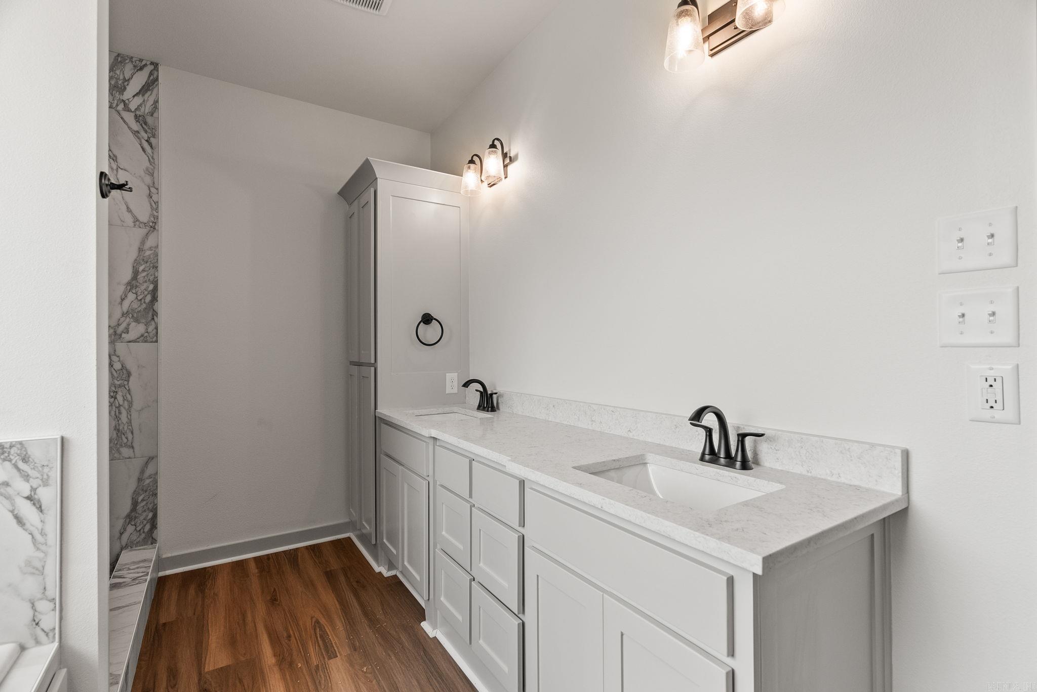 LEWIS ADDITION(1.00) - Residential