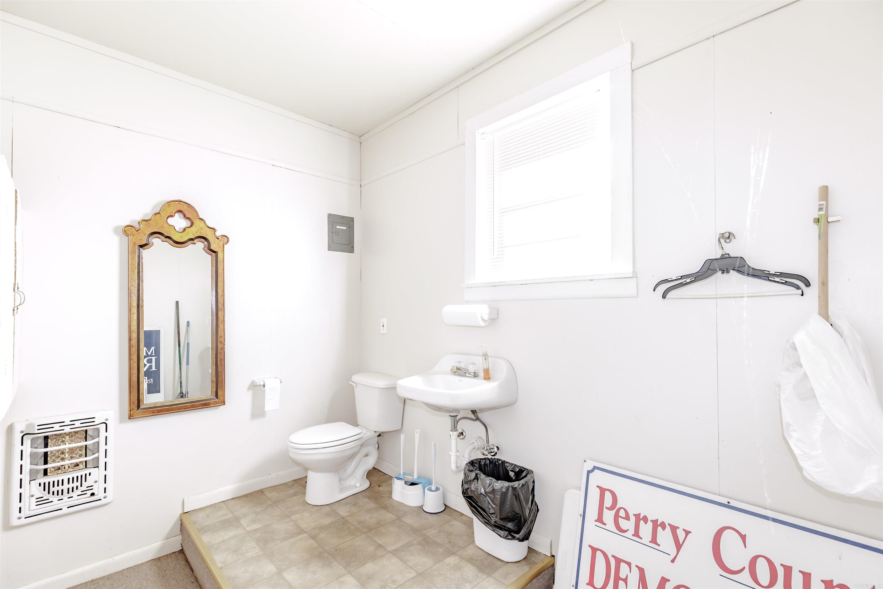 Perryville City Acerage - Residential