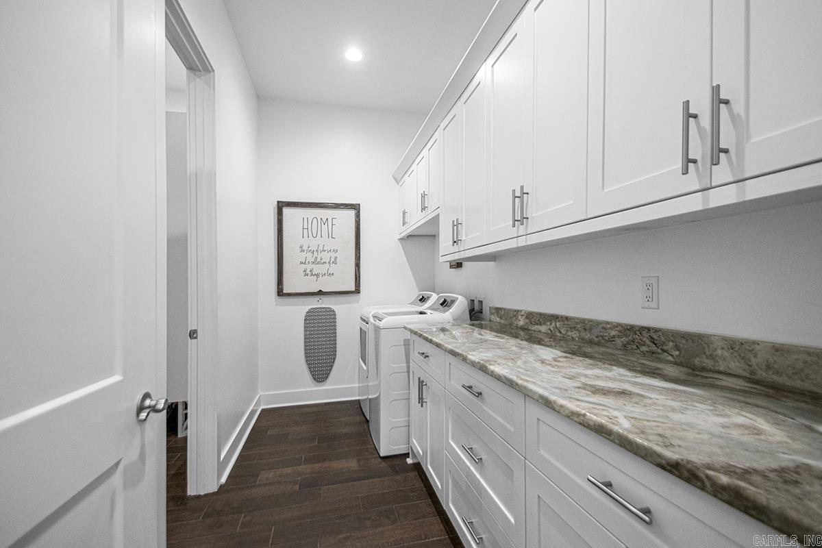 NORTH SHORE @ HURRICANE LAKE EST - Residential