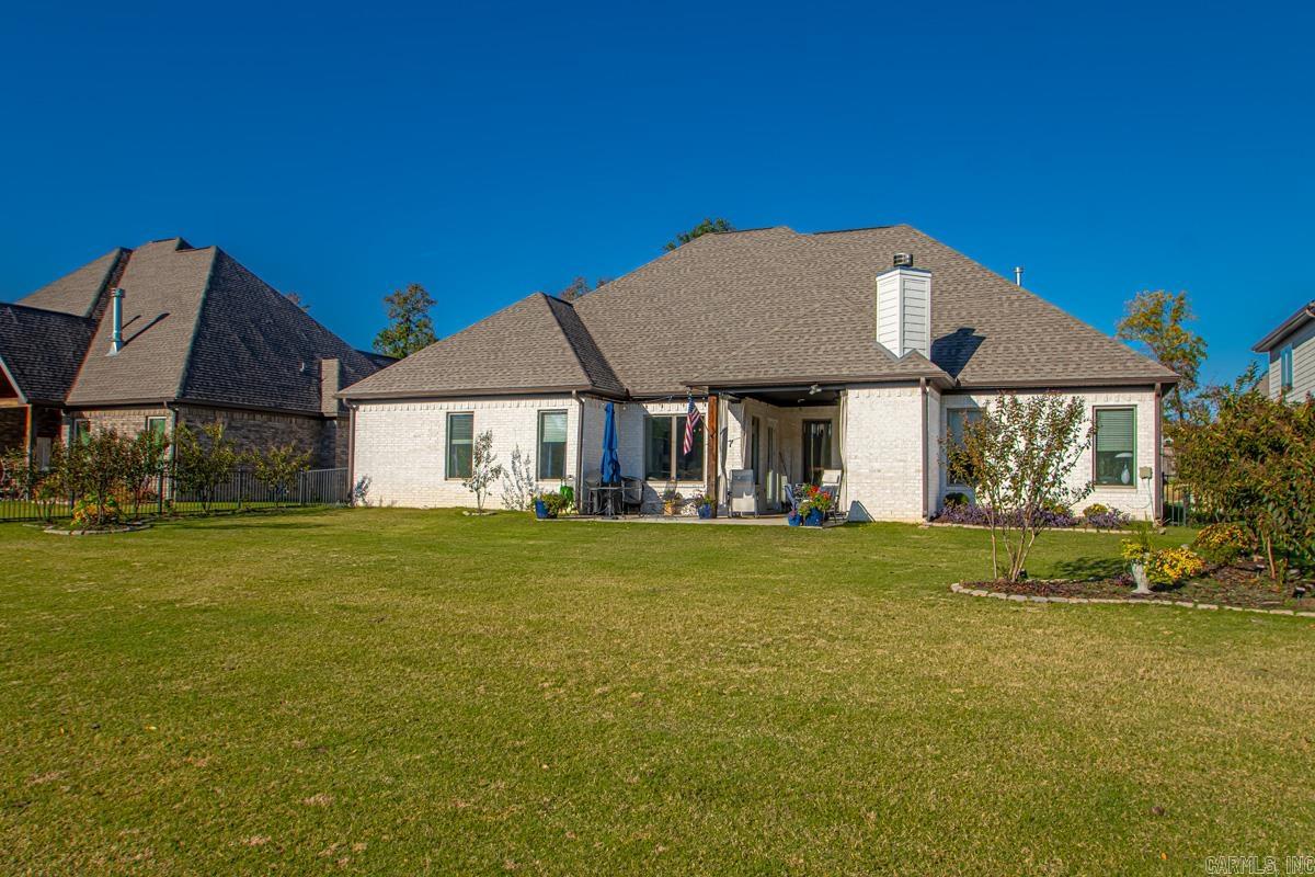 NORTH SHORE @ HURRICANE LAKE EST - Residential