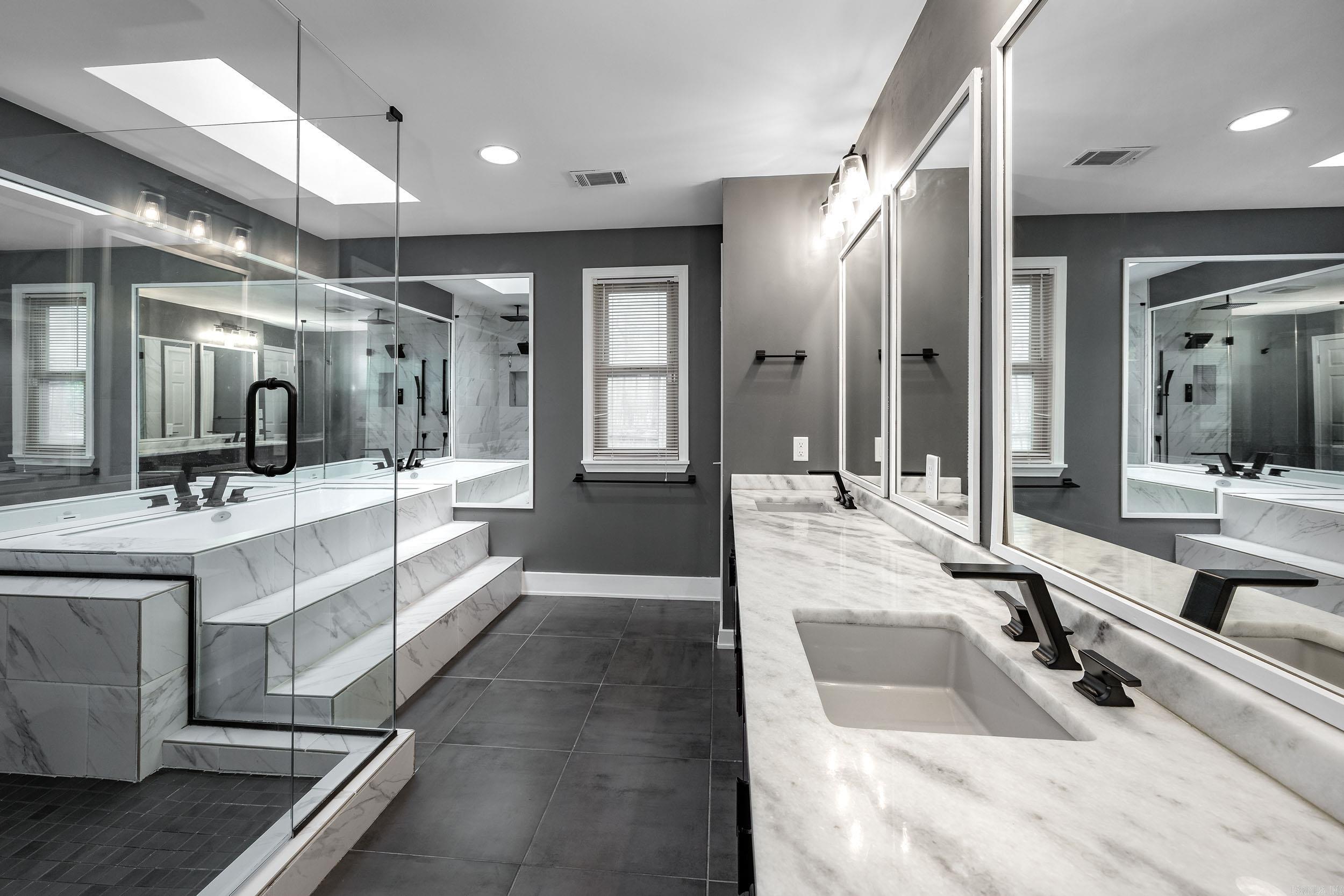 SHERATON PARK - Residential