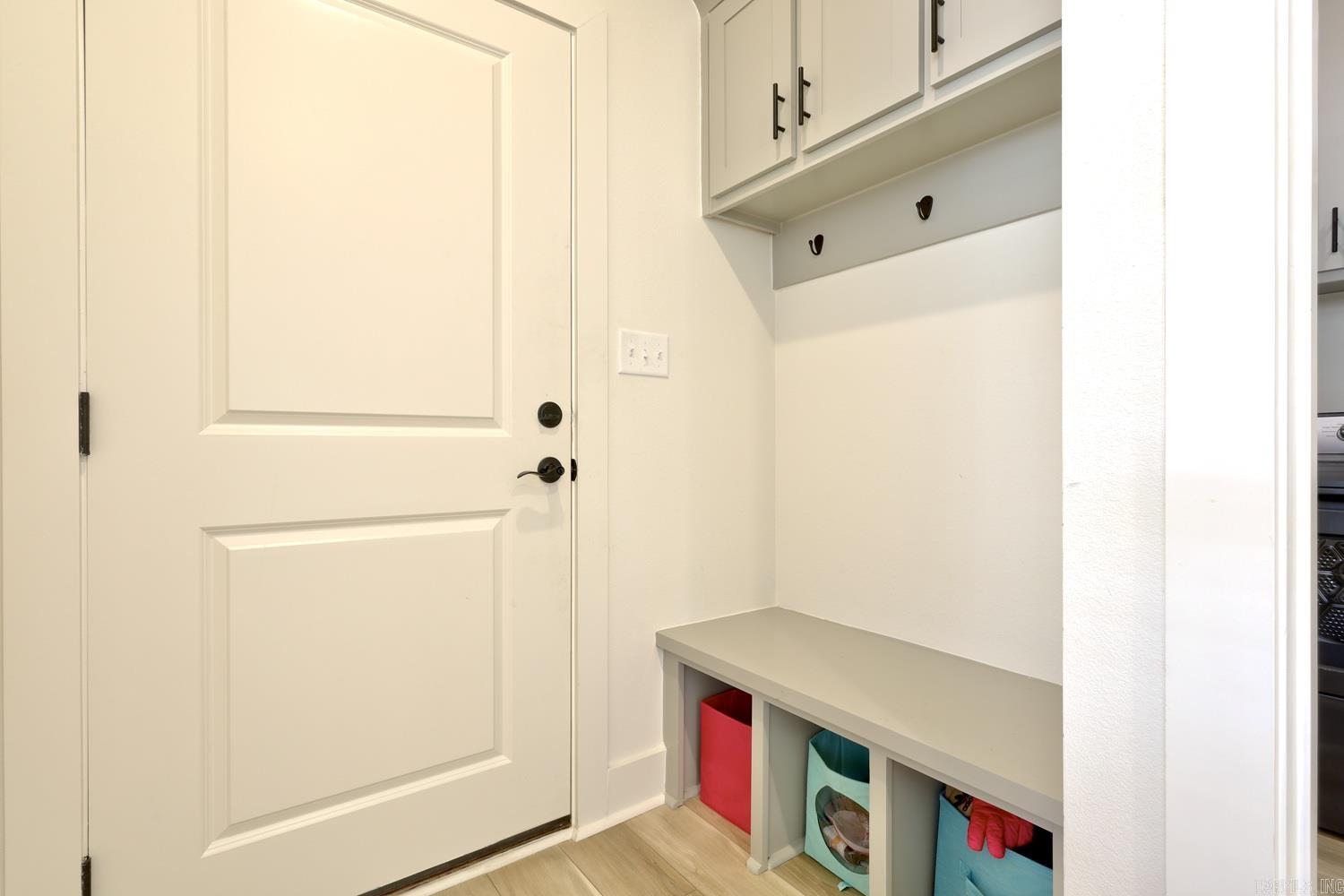 MIDTOWN BRYANT - Residential
