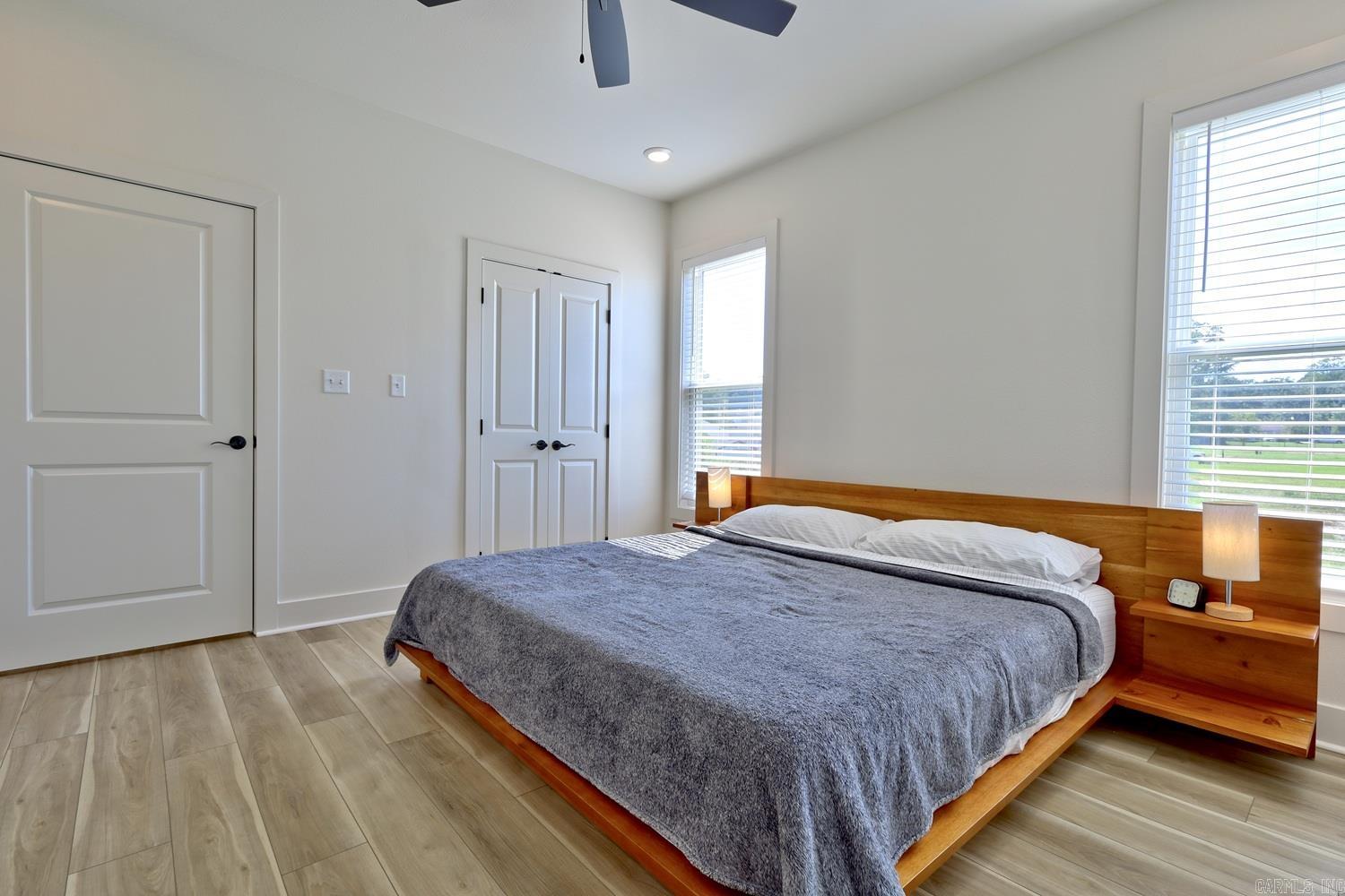 MIDTOWN BRYANT - Residential