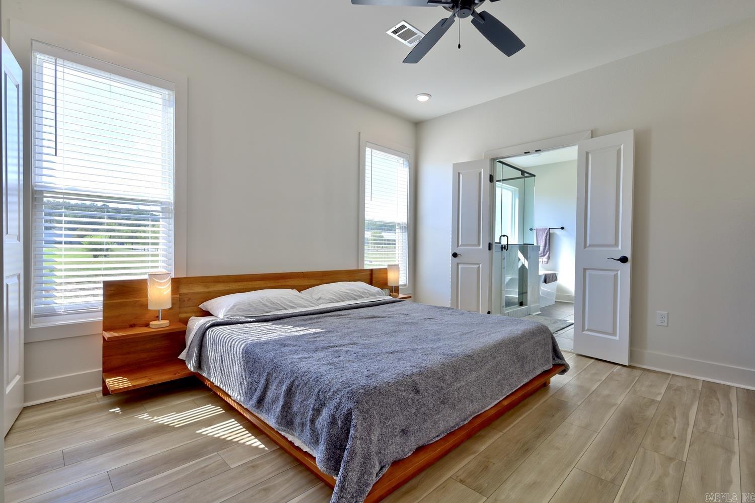 MIDTOWN BRYANT - Residential