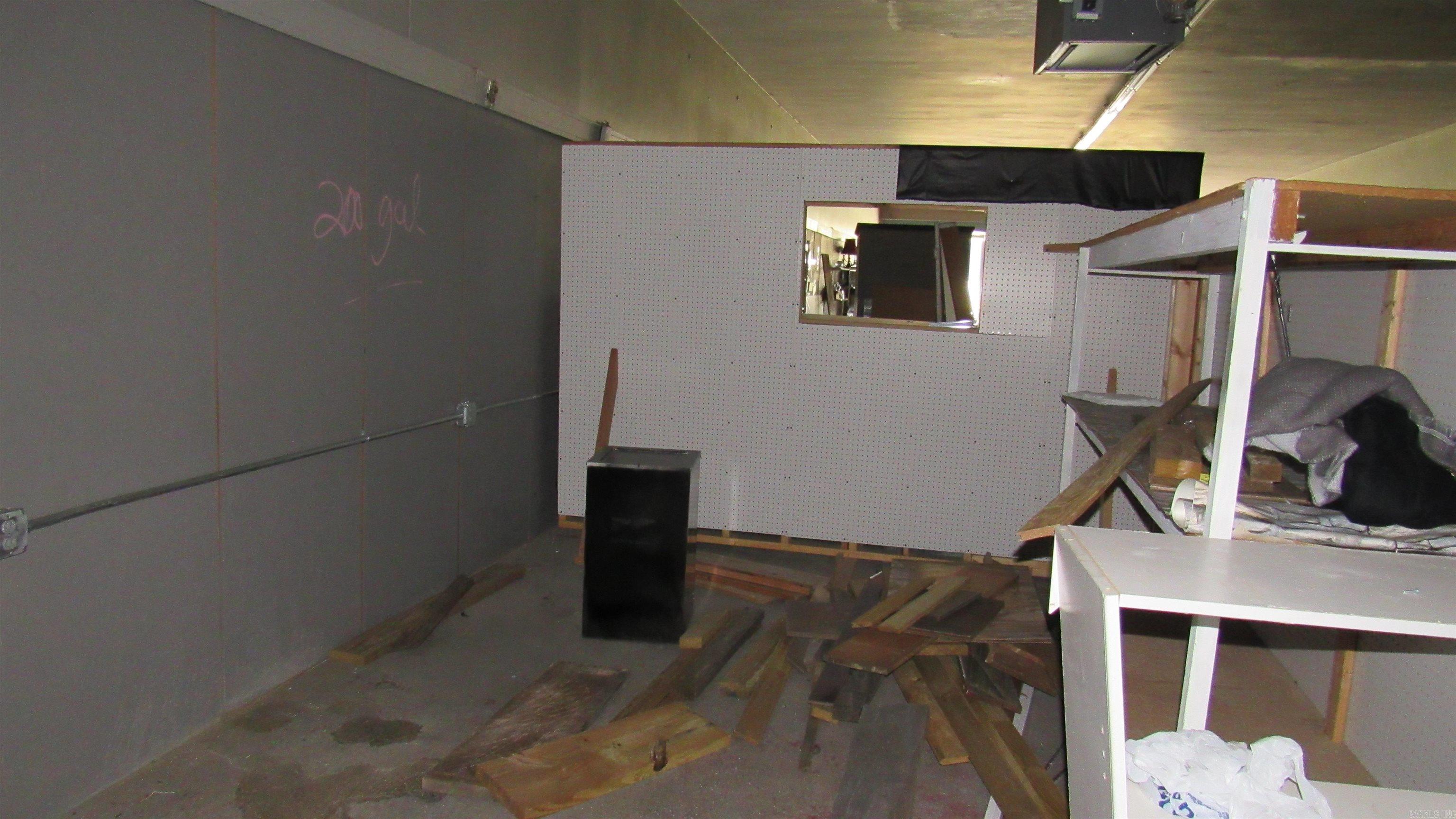 England City - Commercial Sale