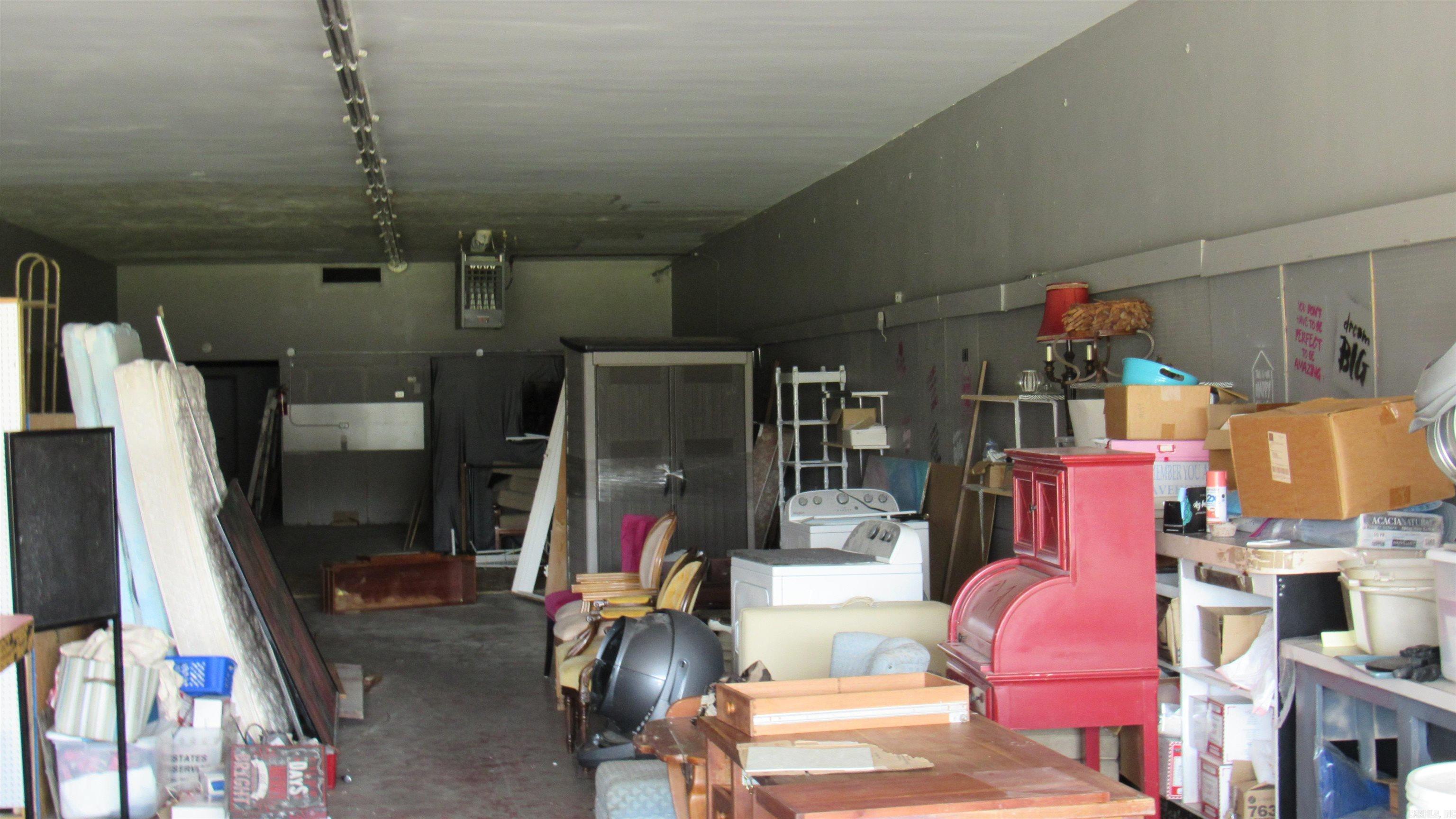 England City - Commercial Sale