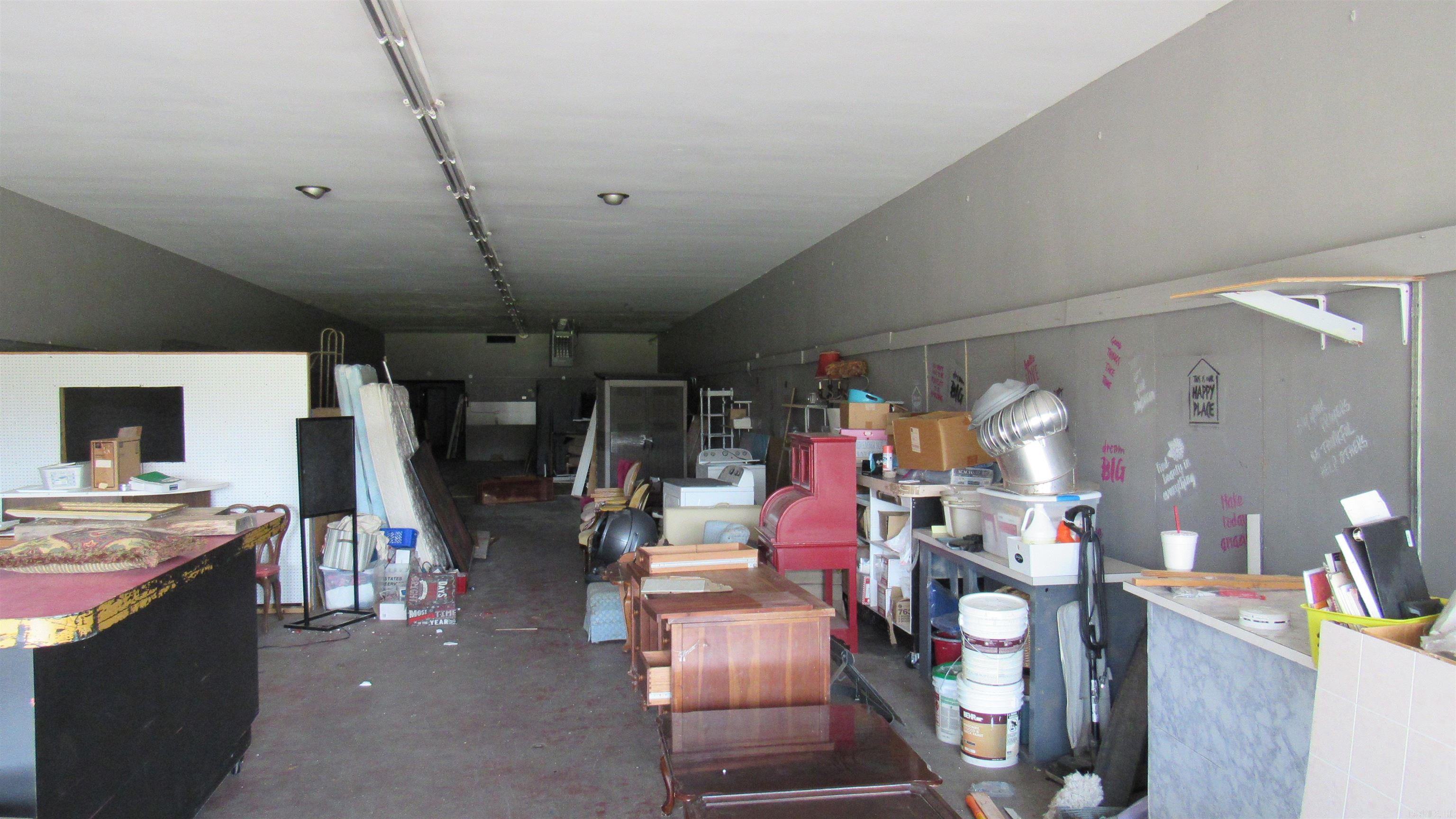 England City - Commercial Sale