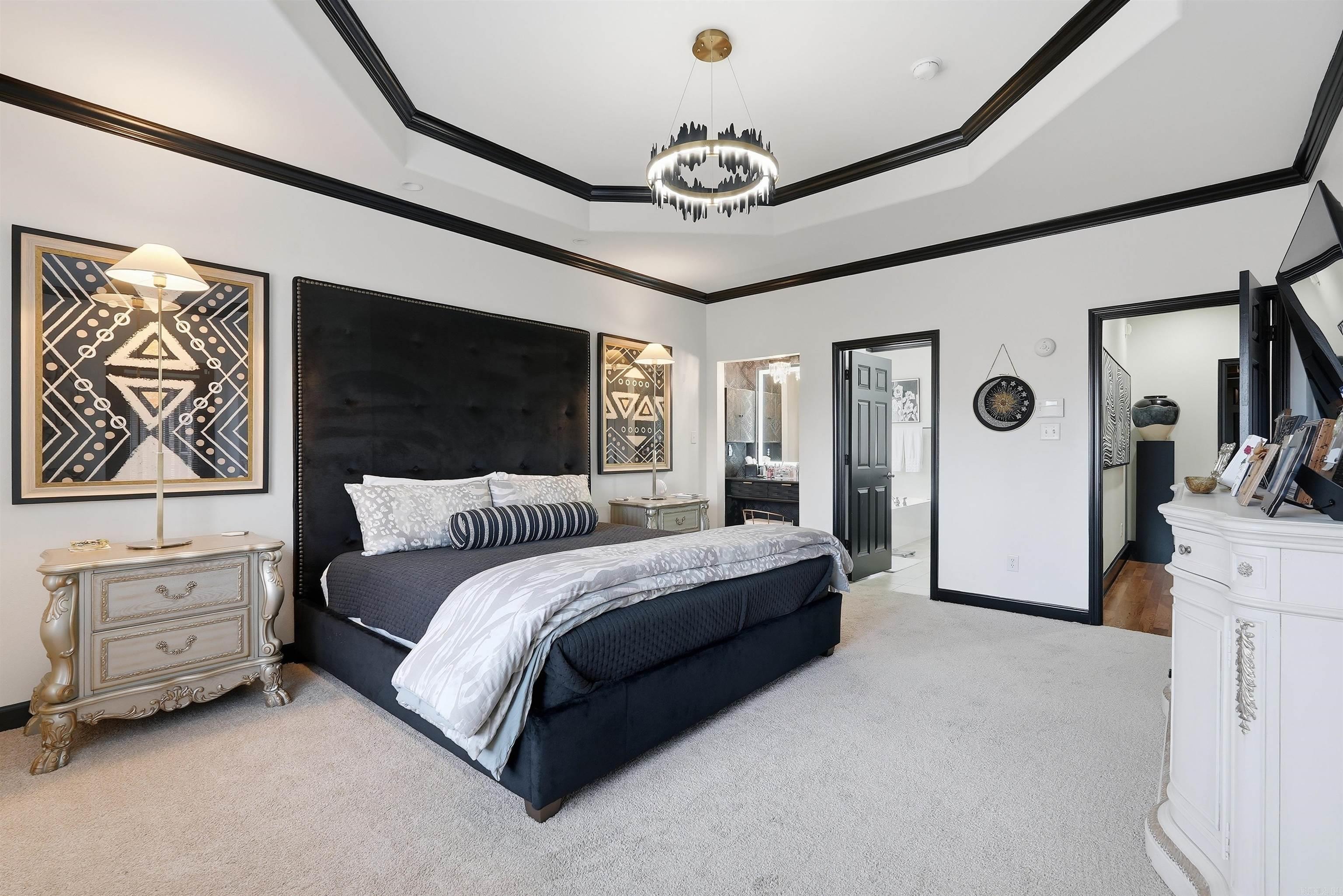 WOODLANDS EDGE - Residential