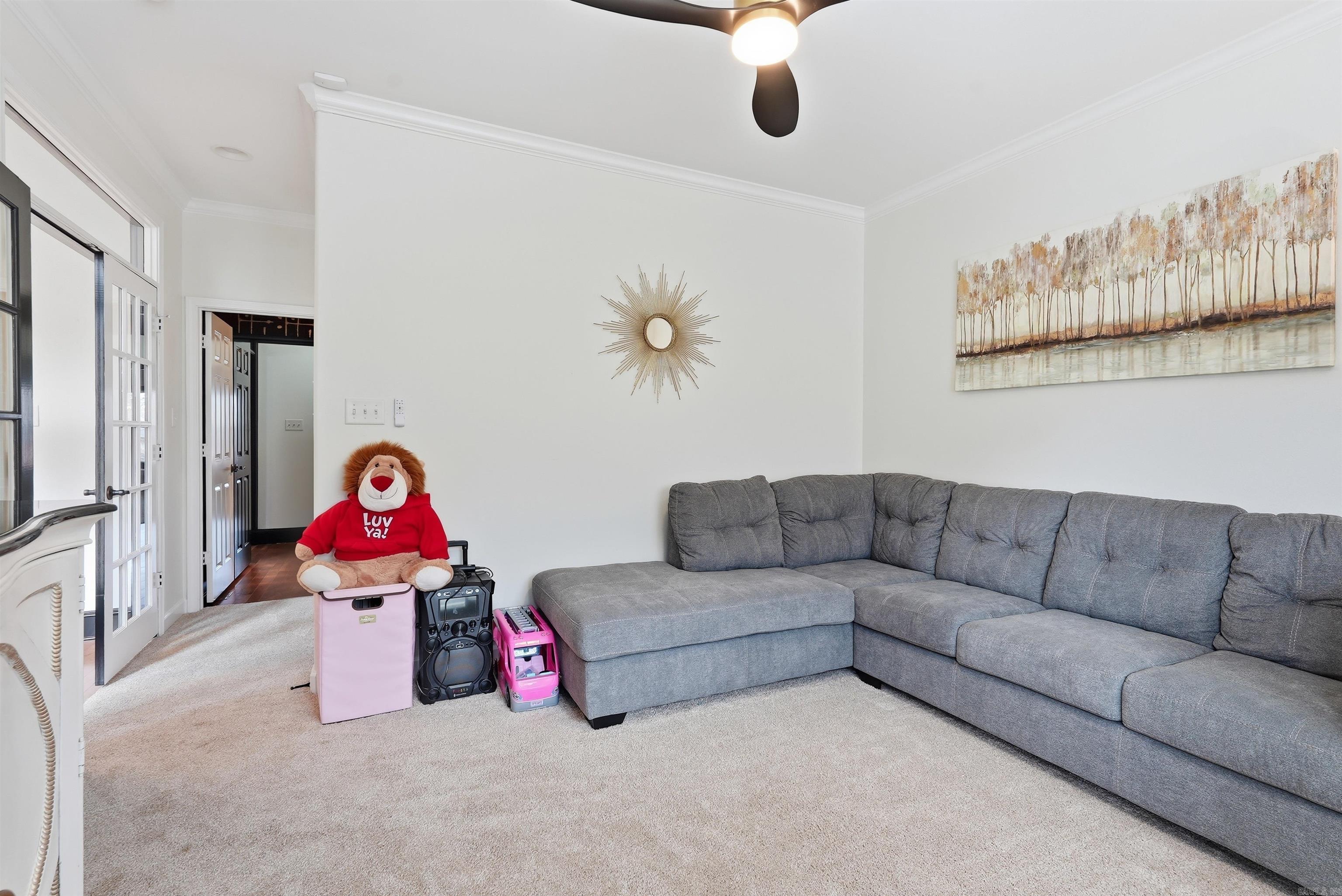 WOODLANDS EDGE - Residential