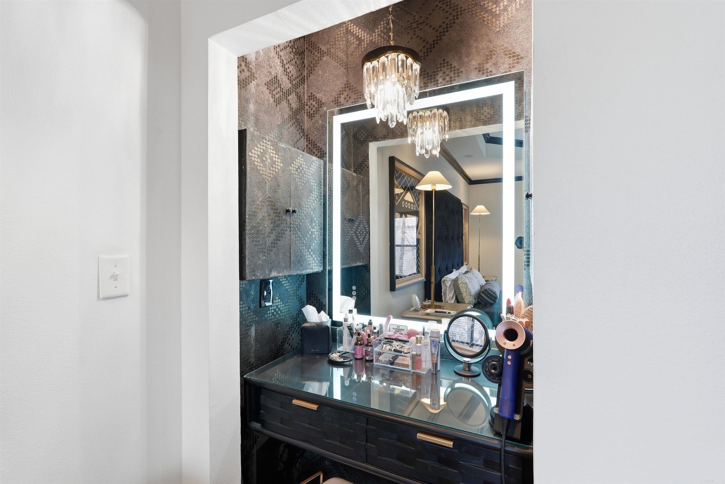 WOODLANDS EDGE - Residential