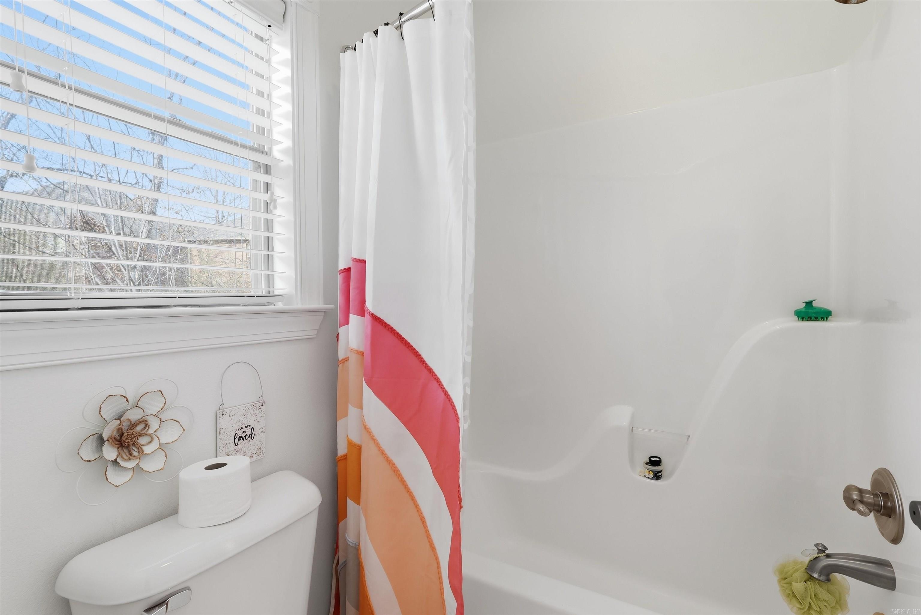 WOODLANDS EDGE - Residential