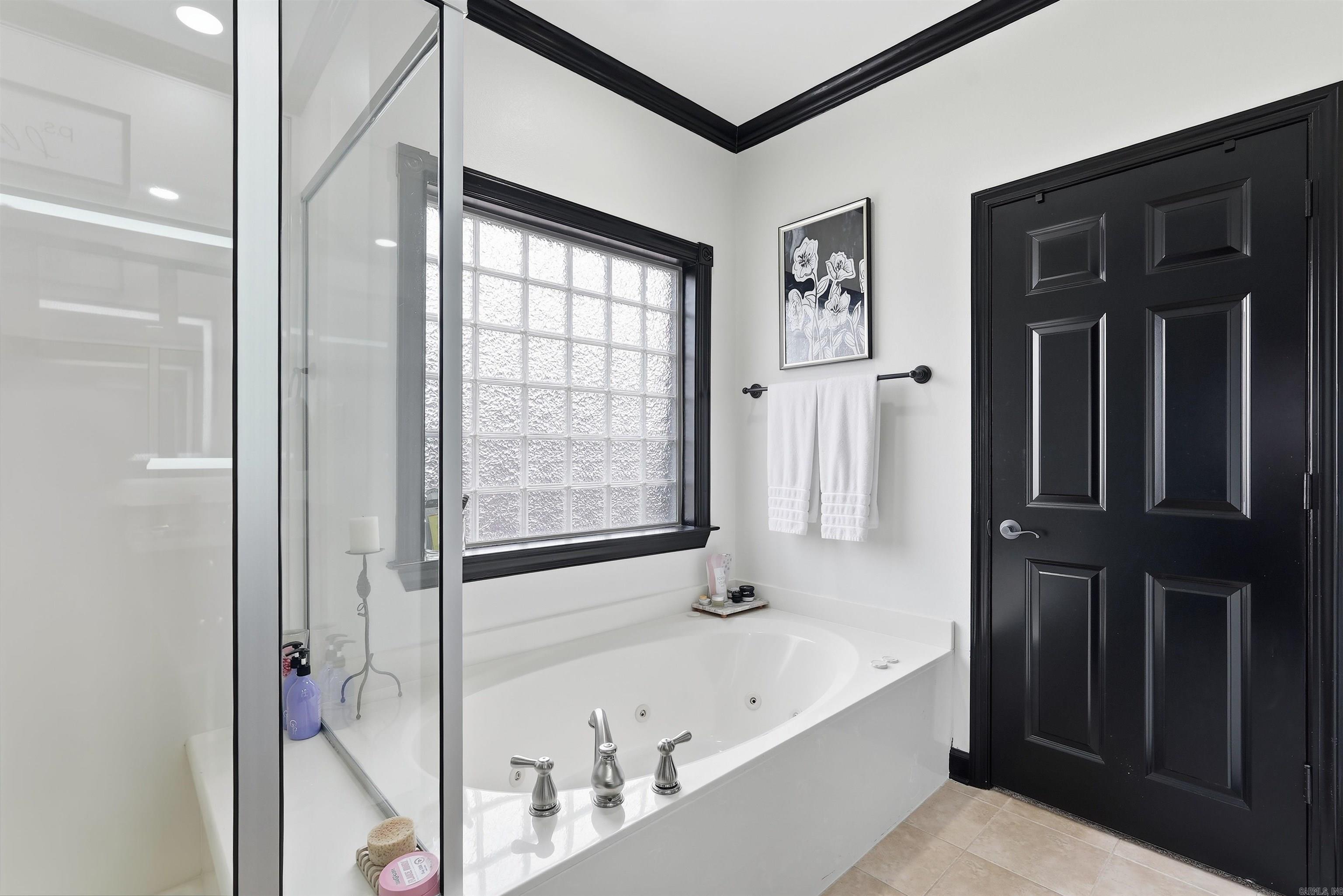 WOODLANDS EDGE - Residential