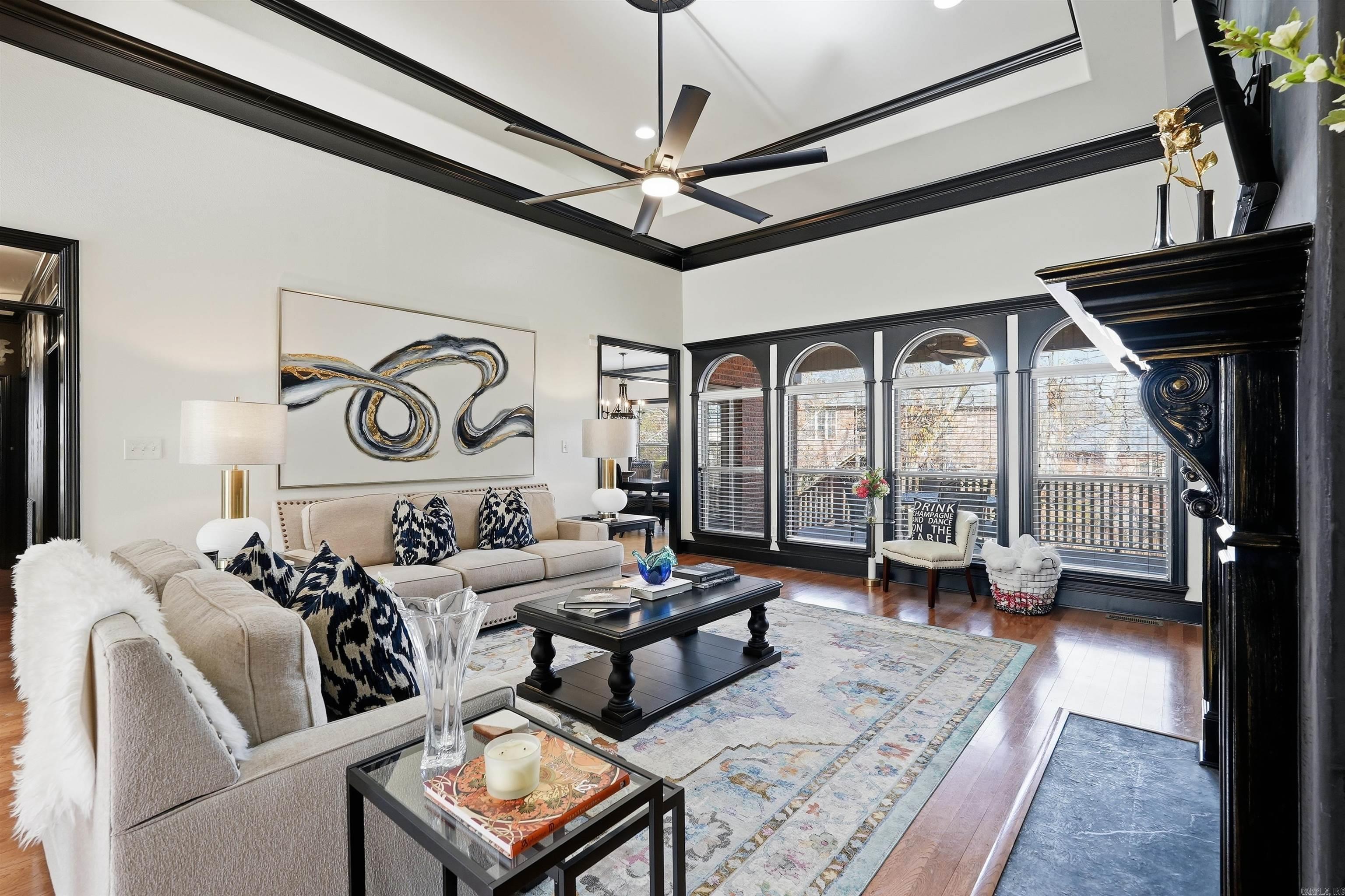 WOODLANDS EDGE - Residential