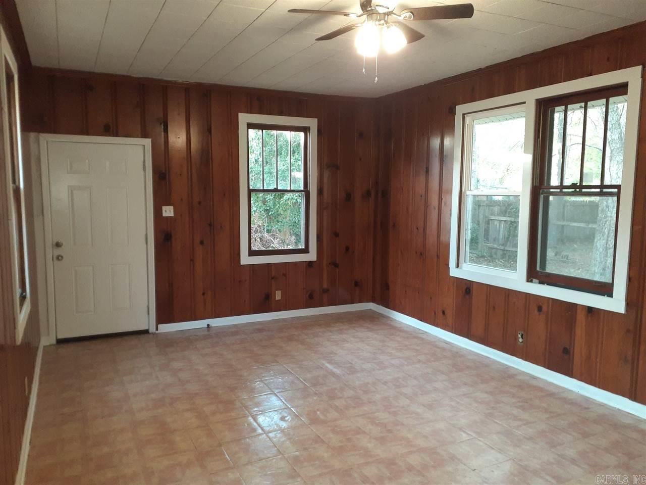 Austin & Taylor - Residential Lease