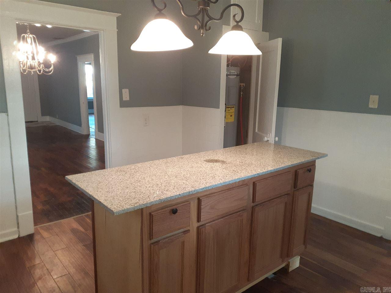 Austin & Taylor - Residential Lease