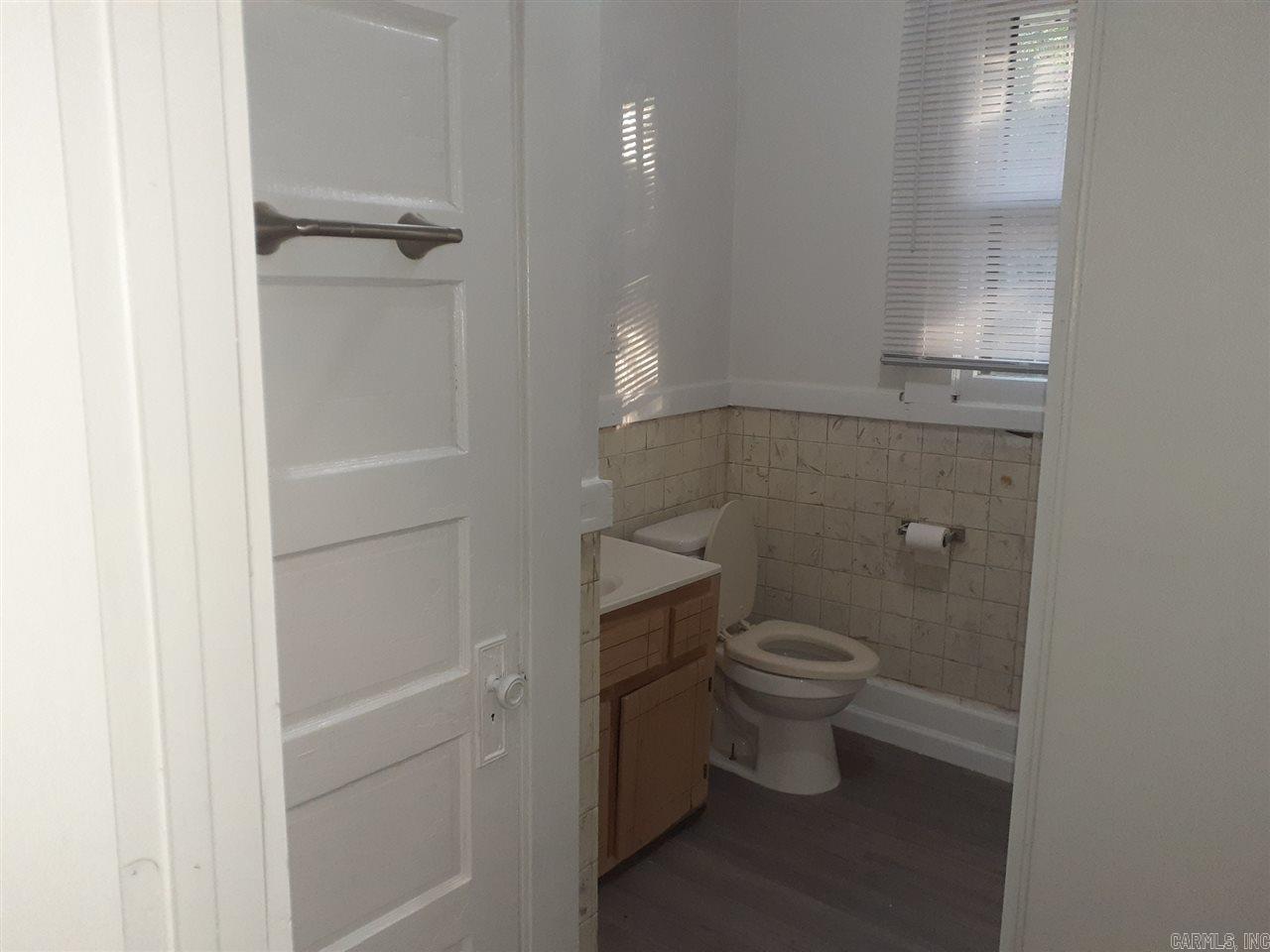 Austin & Taylor - Residential Lease