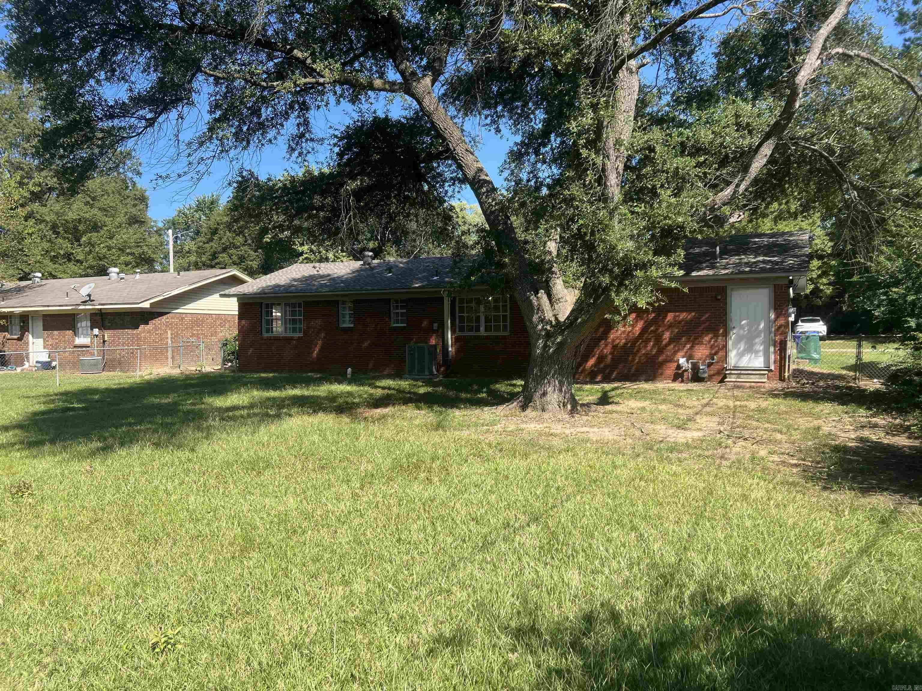 CONWAY MANOR - Residential