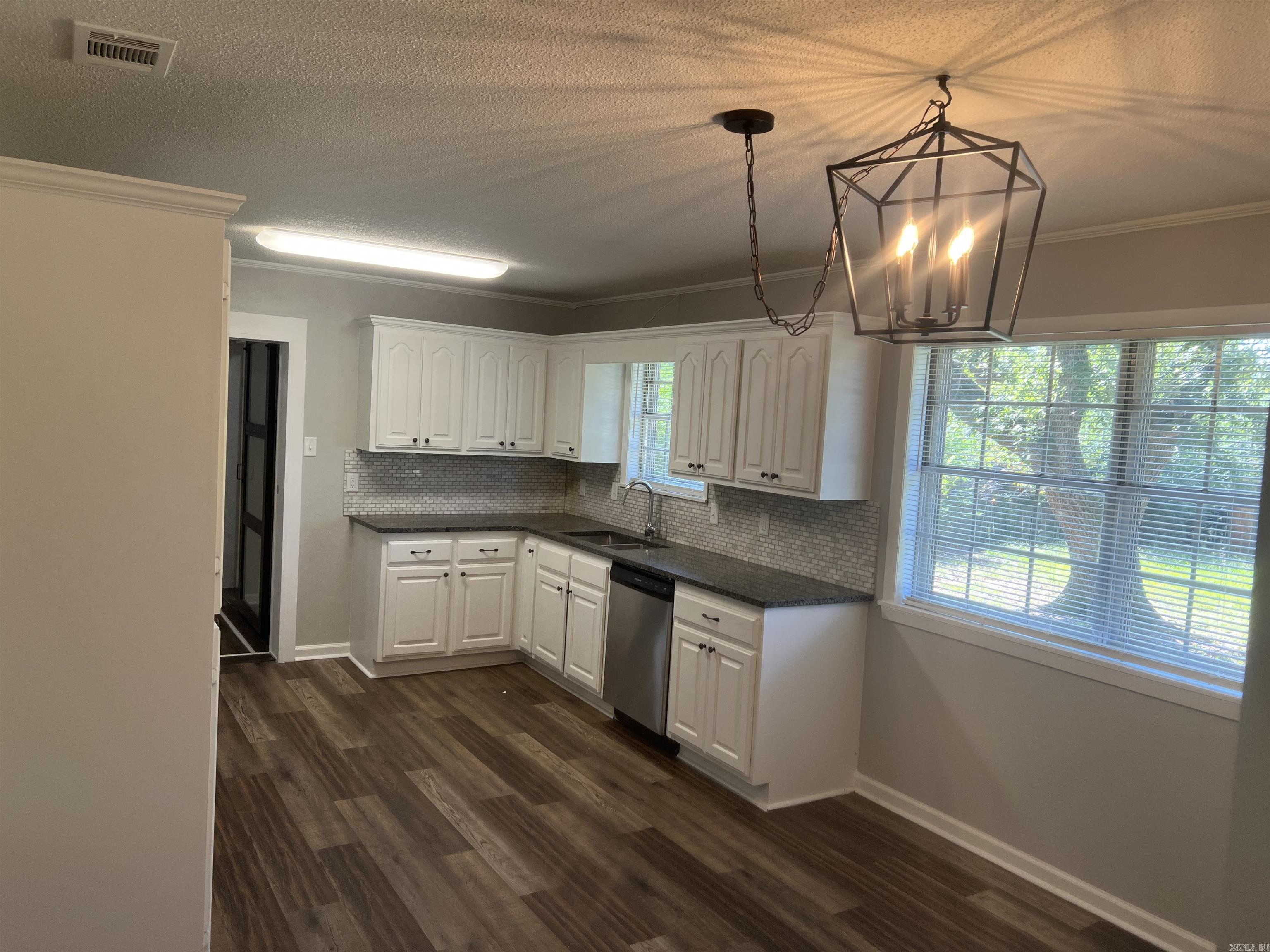 CONWAY MANOR - Residential