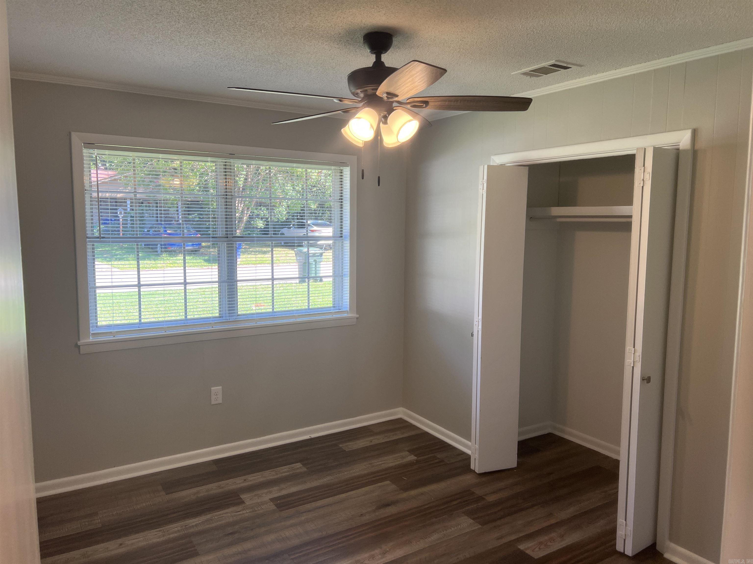 CONWAY MANOR - Residential