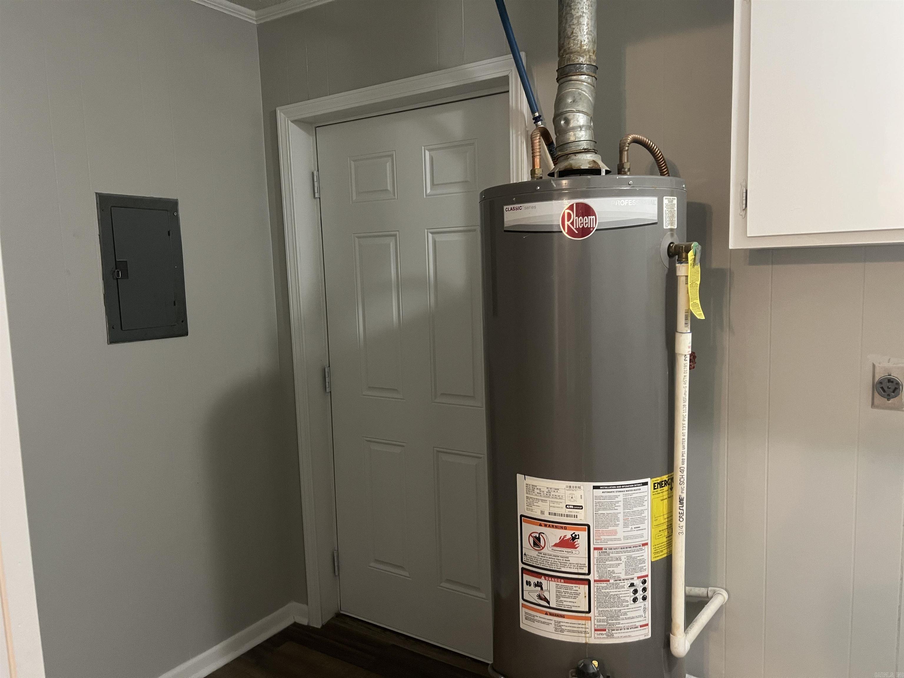 CONWAY MANOR - Residential