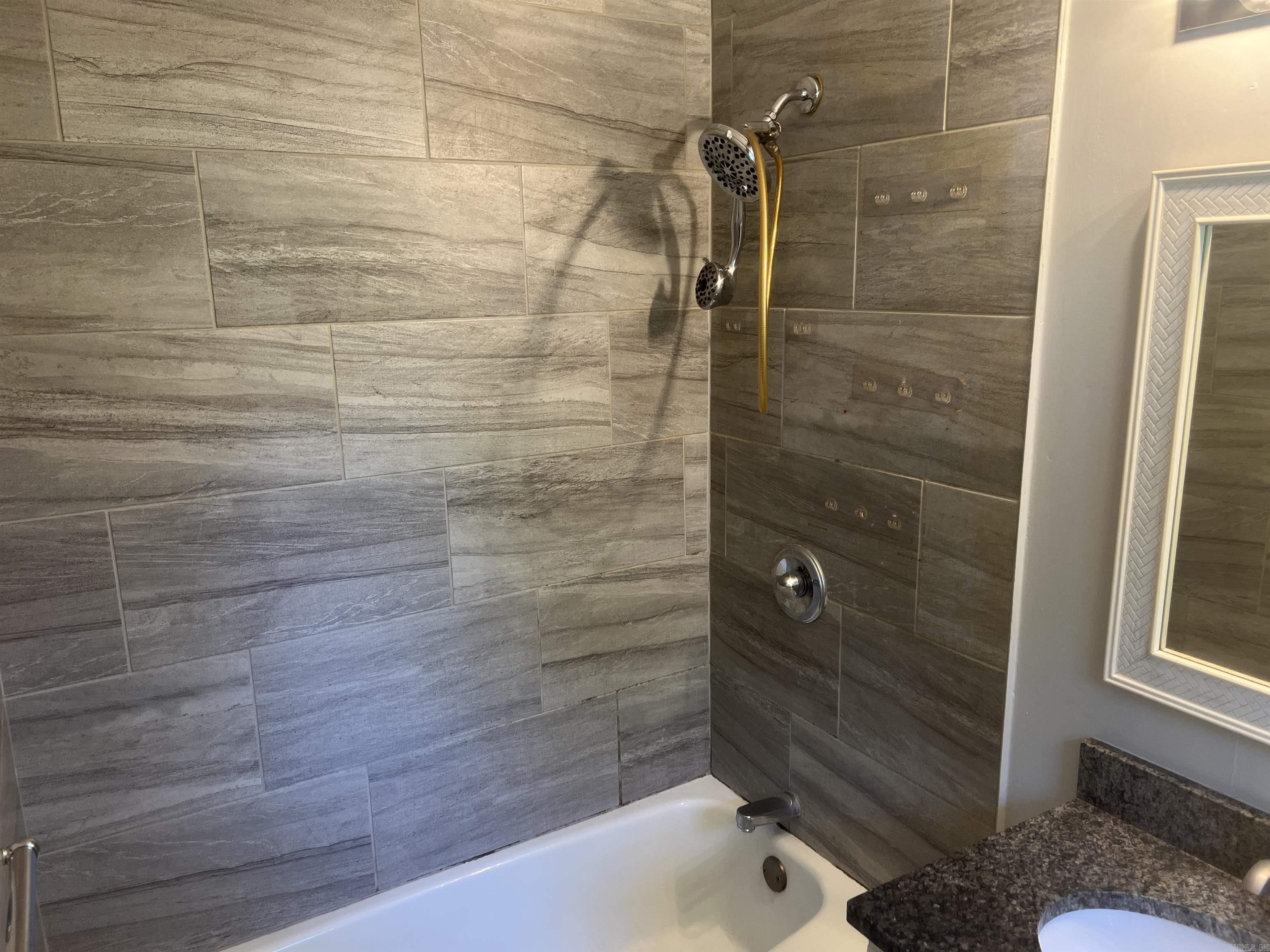 CONWAY MANOR - Residential