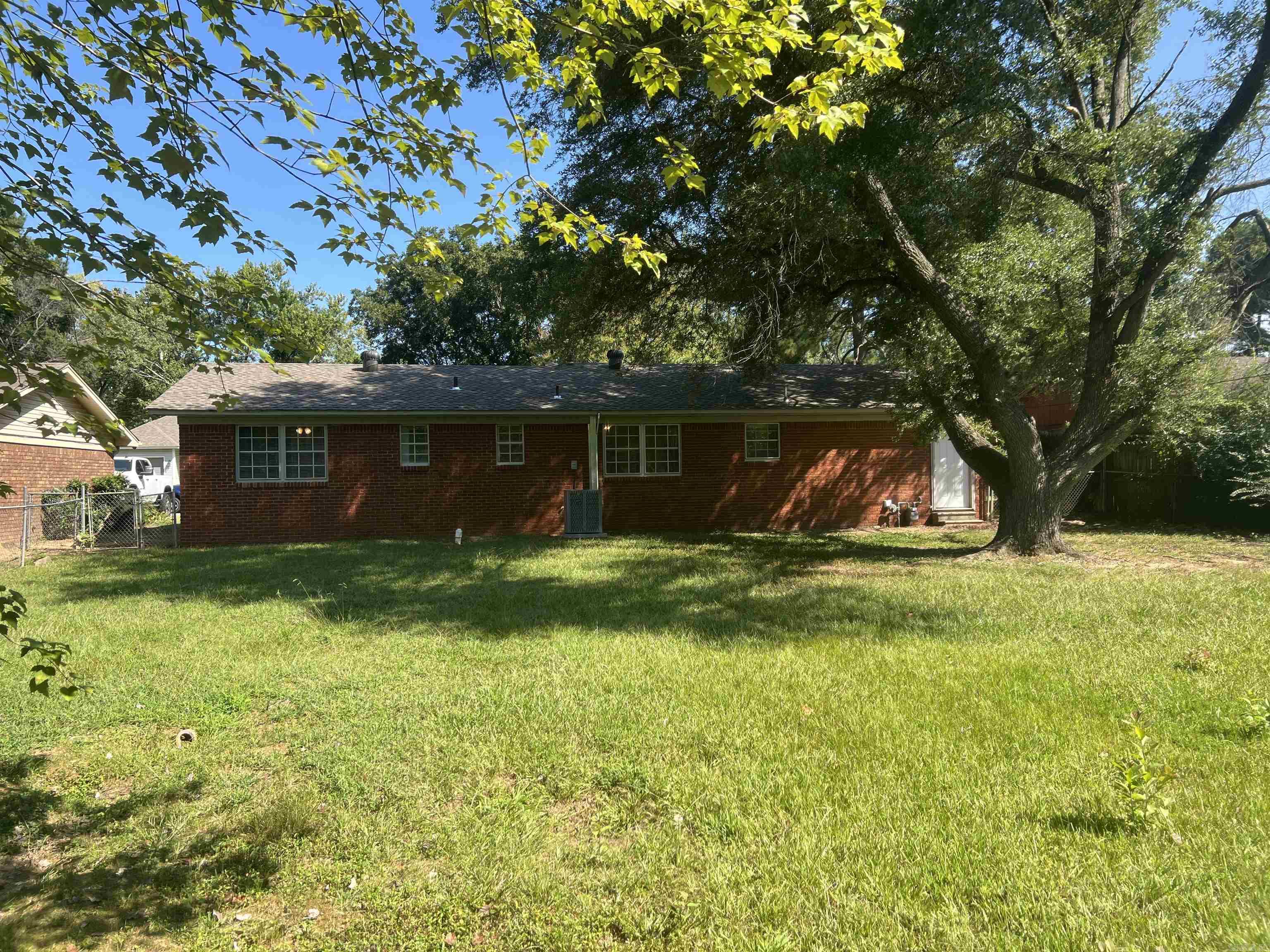 CONWAY MANOR - Residential