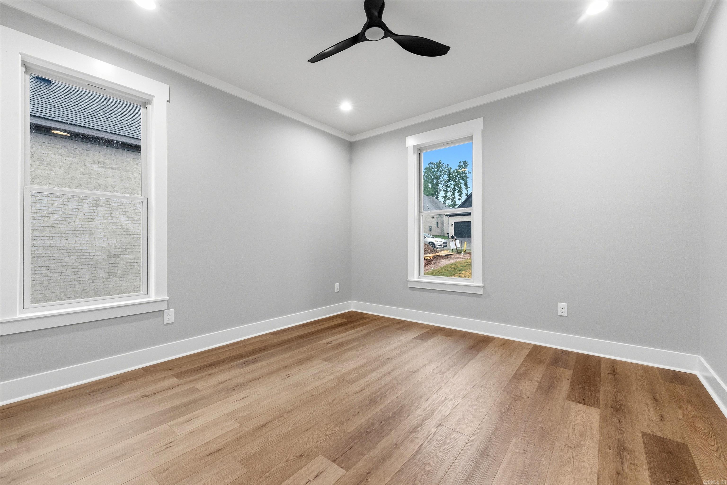 MILLERS GLENN - Residential