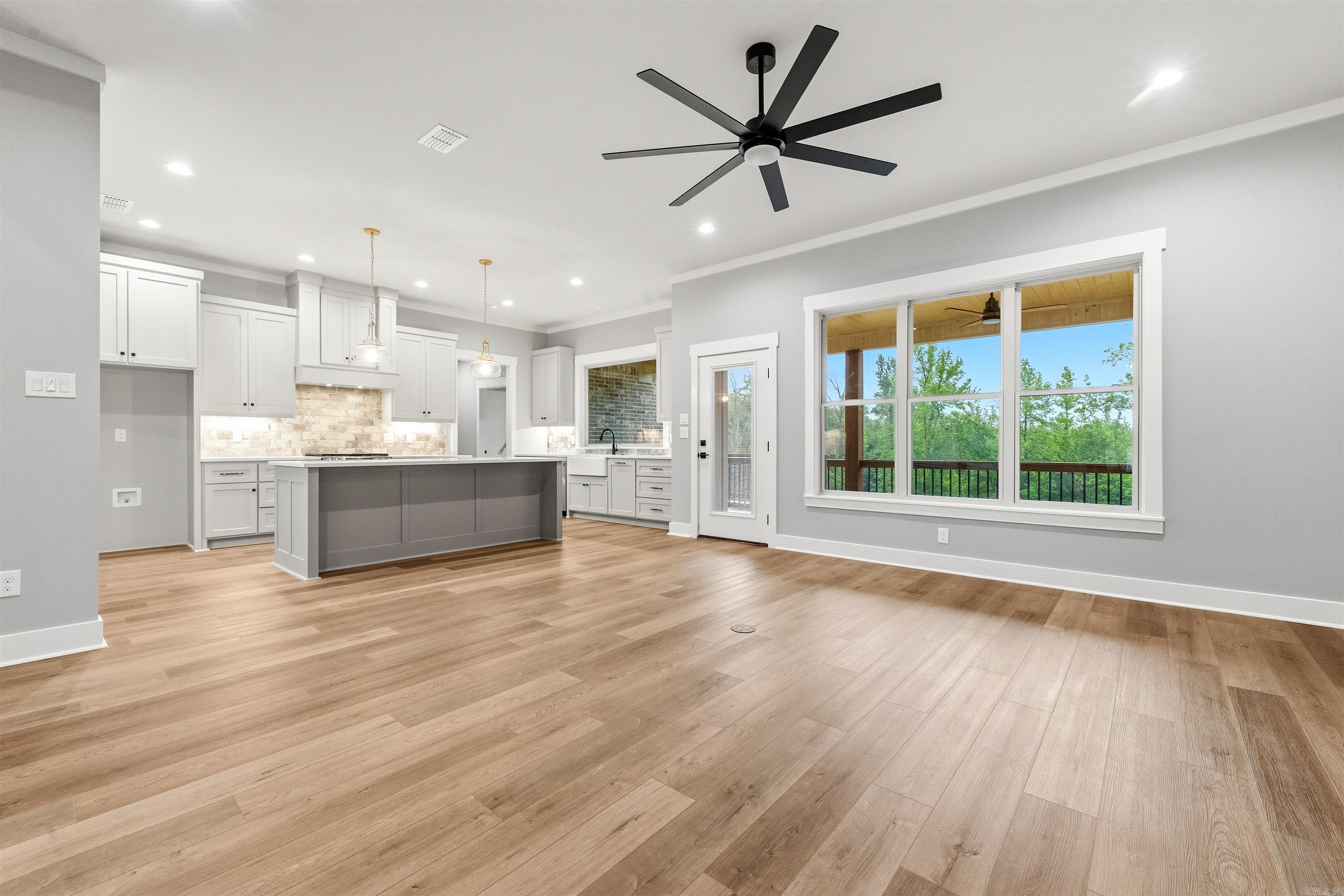 MILLERS GLENN - Residential