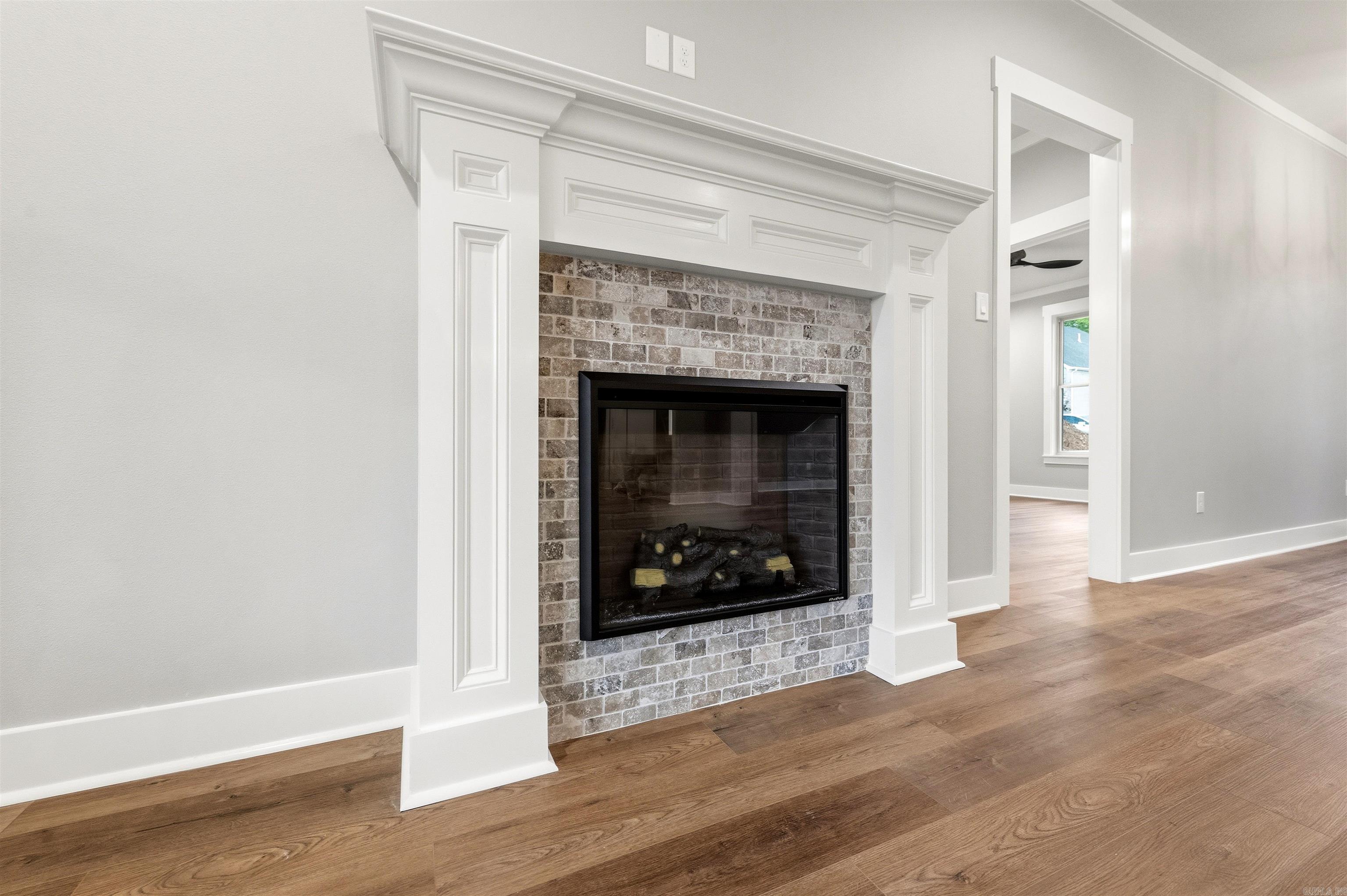 MILLERS GLENN - Residential