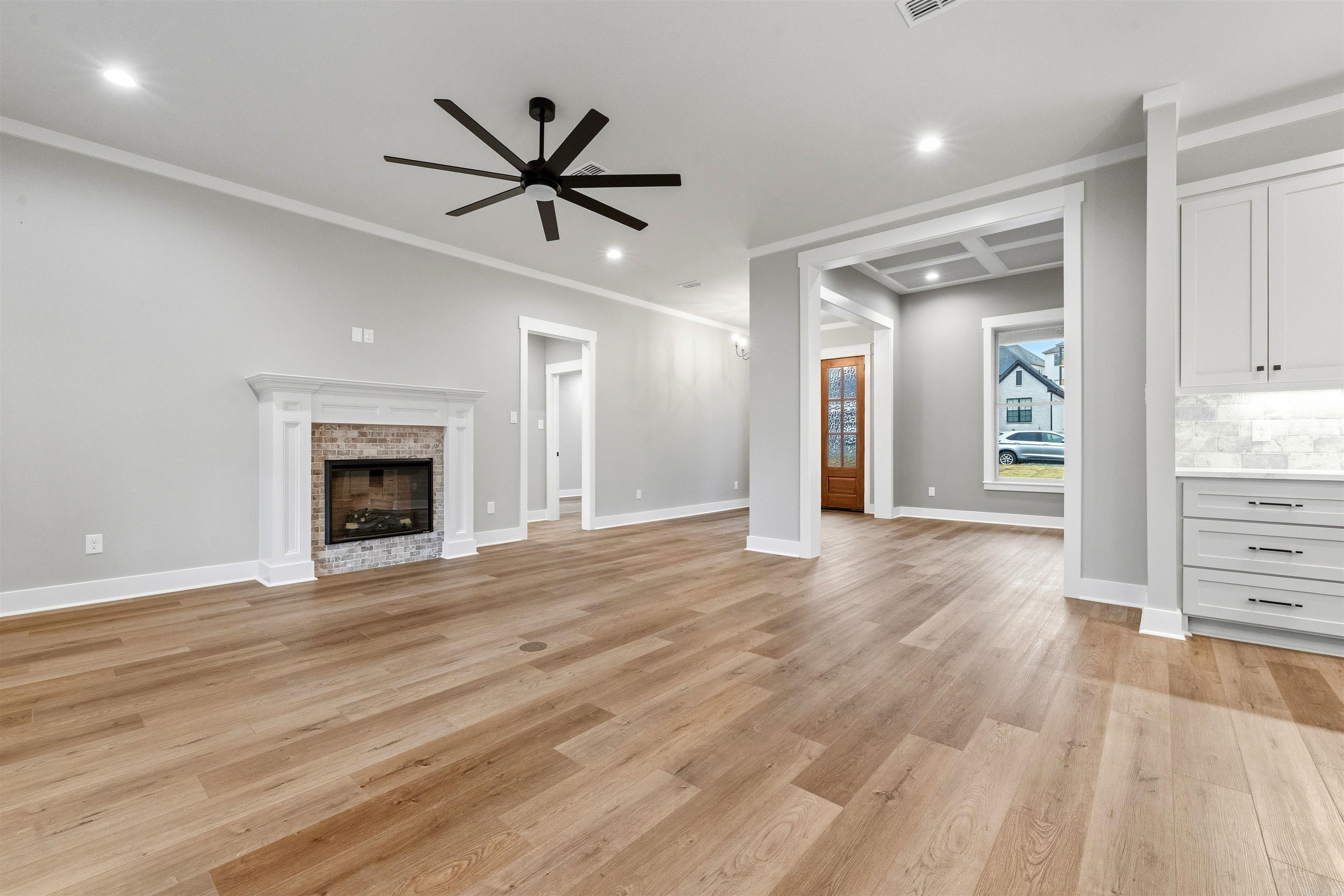 MILLERS GLENN - Residential