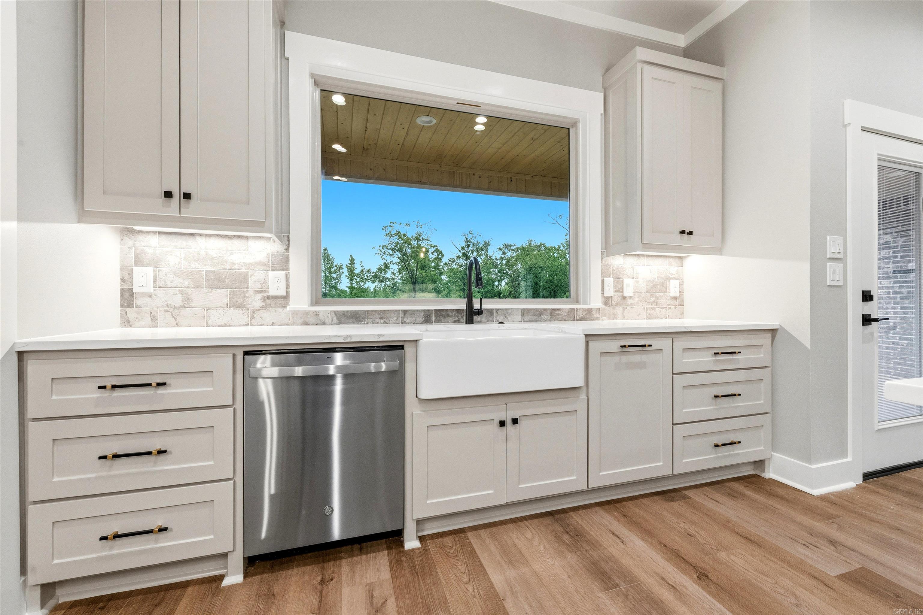 MILLERS GLENN - Residential