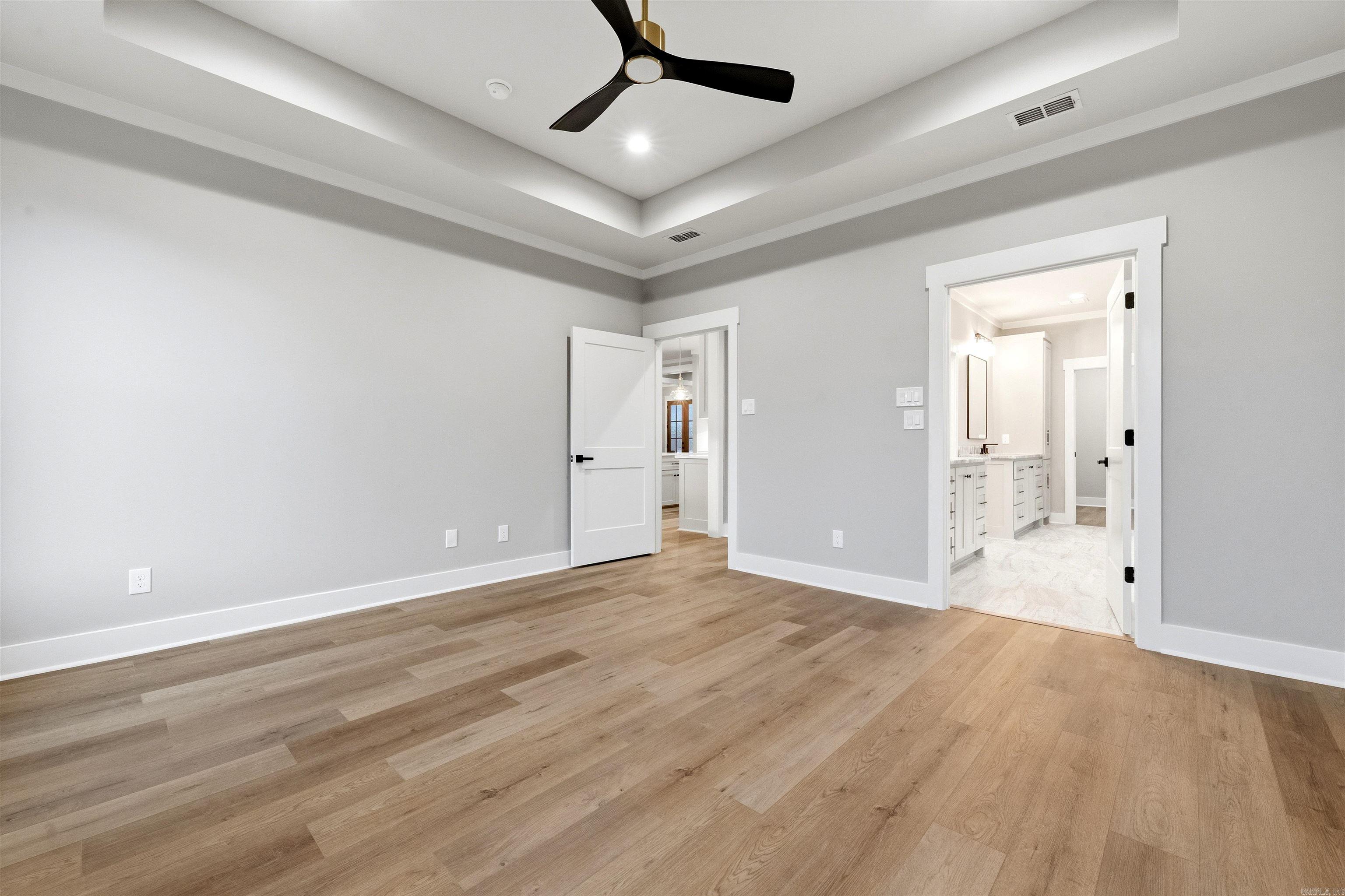 MILLERS GLENN - Residential
