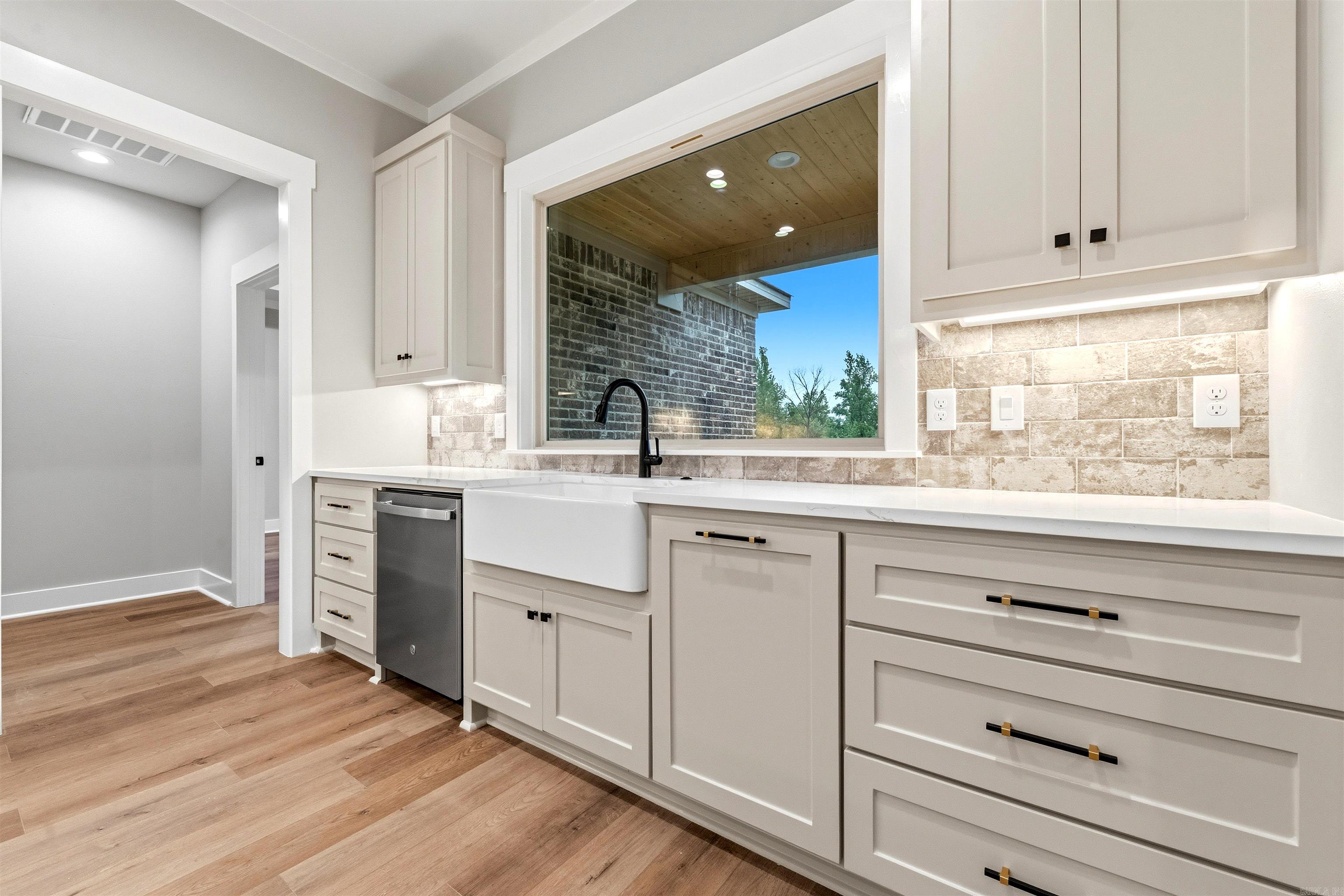 MILLERS GLENN - Residential