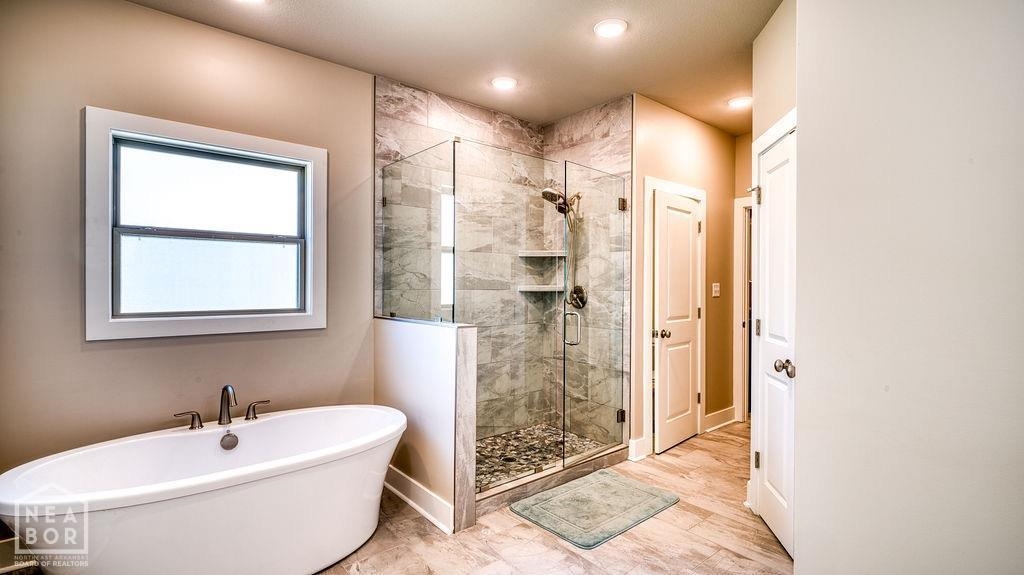 Lake Pointe Estates - Residential