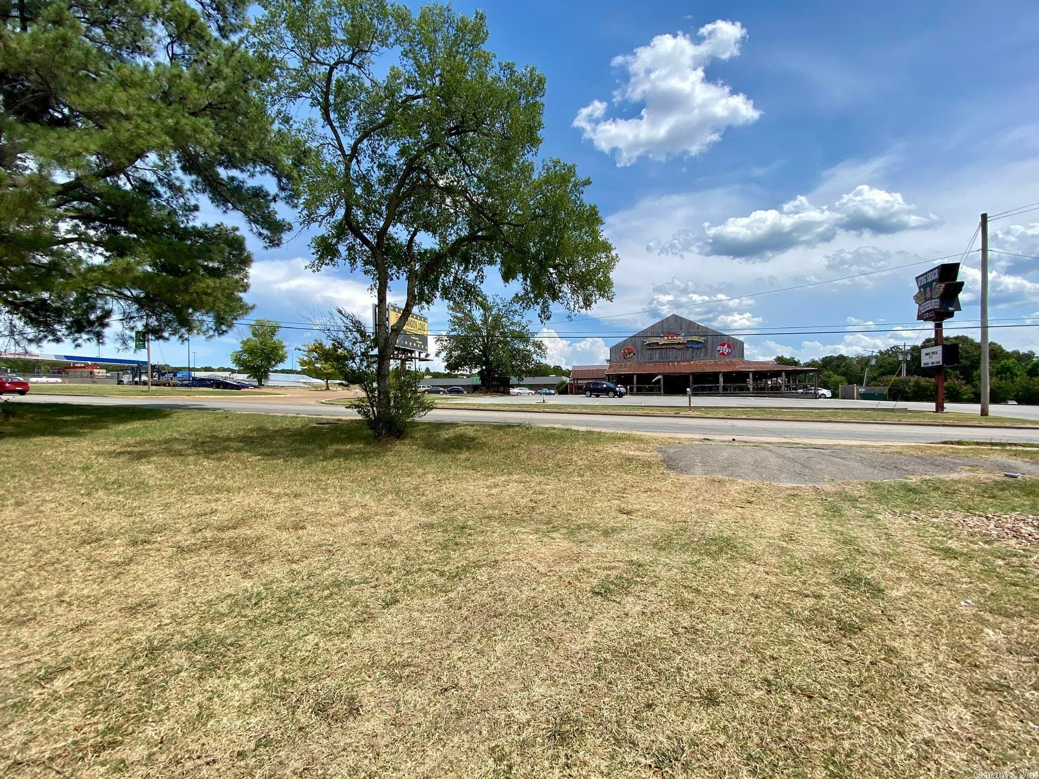 Commercial lot that is on Main Street Frontage to the back street on Massey. High traffic area for your business to start.