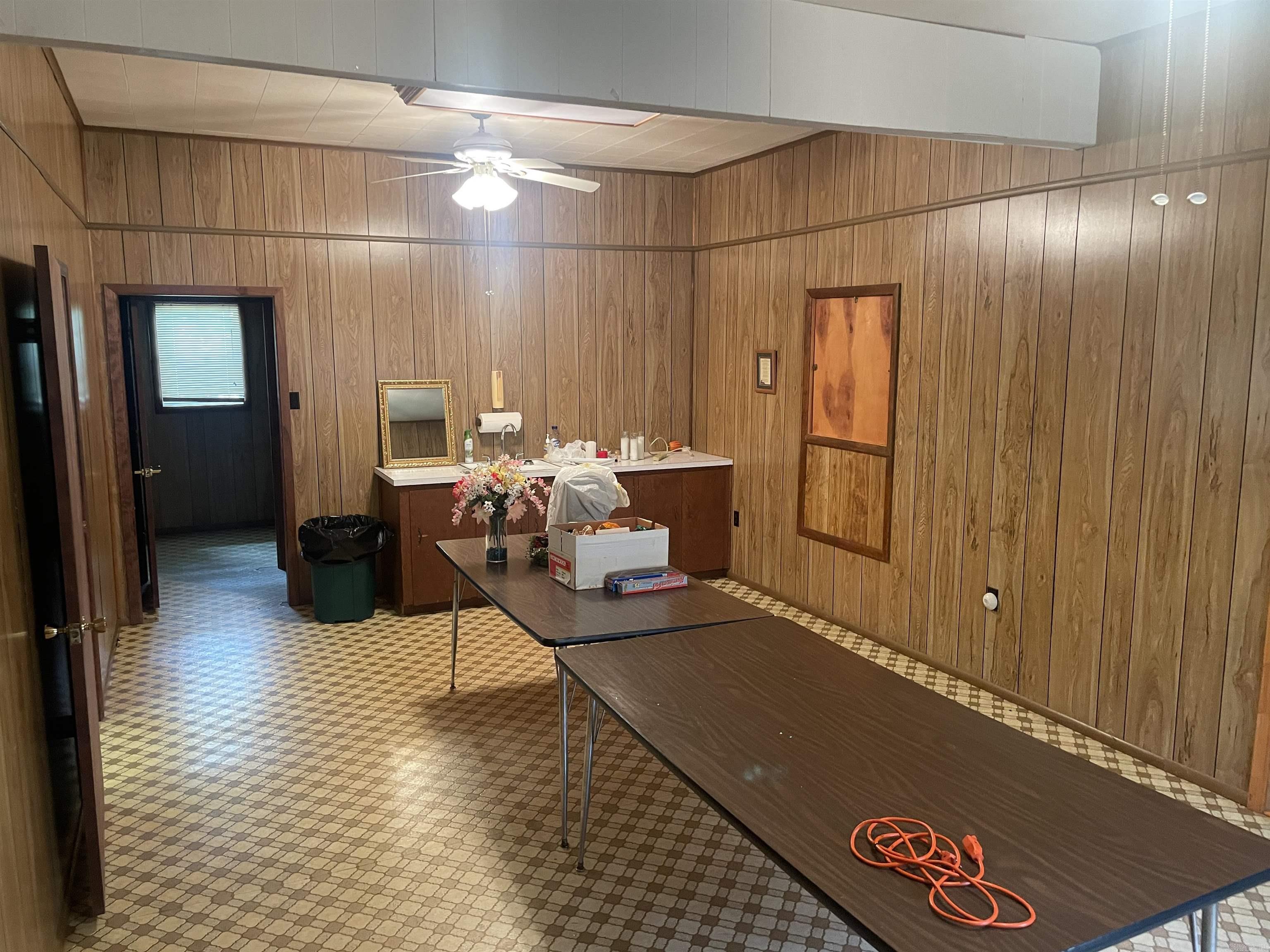 Metes & Bounds - Commercial Sale