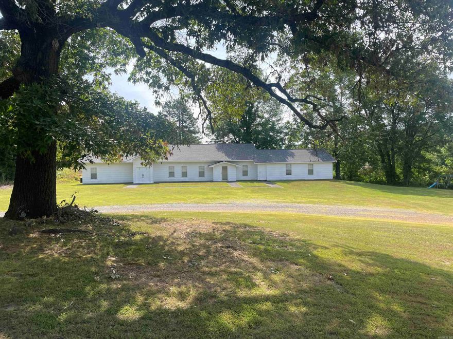 Neat, clean, and lots of parking for this peaceful country church. Excellent condition. Most contents convey. (See listings 24011714 & 24011728 for adjacent 1.5-4.0ac listings)