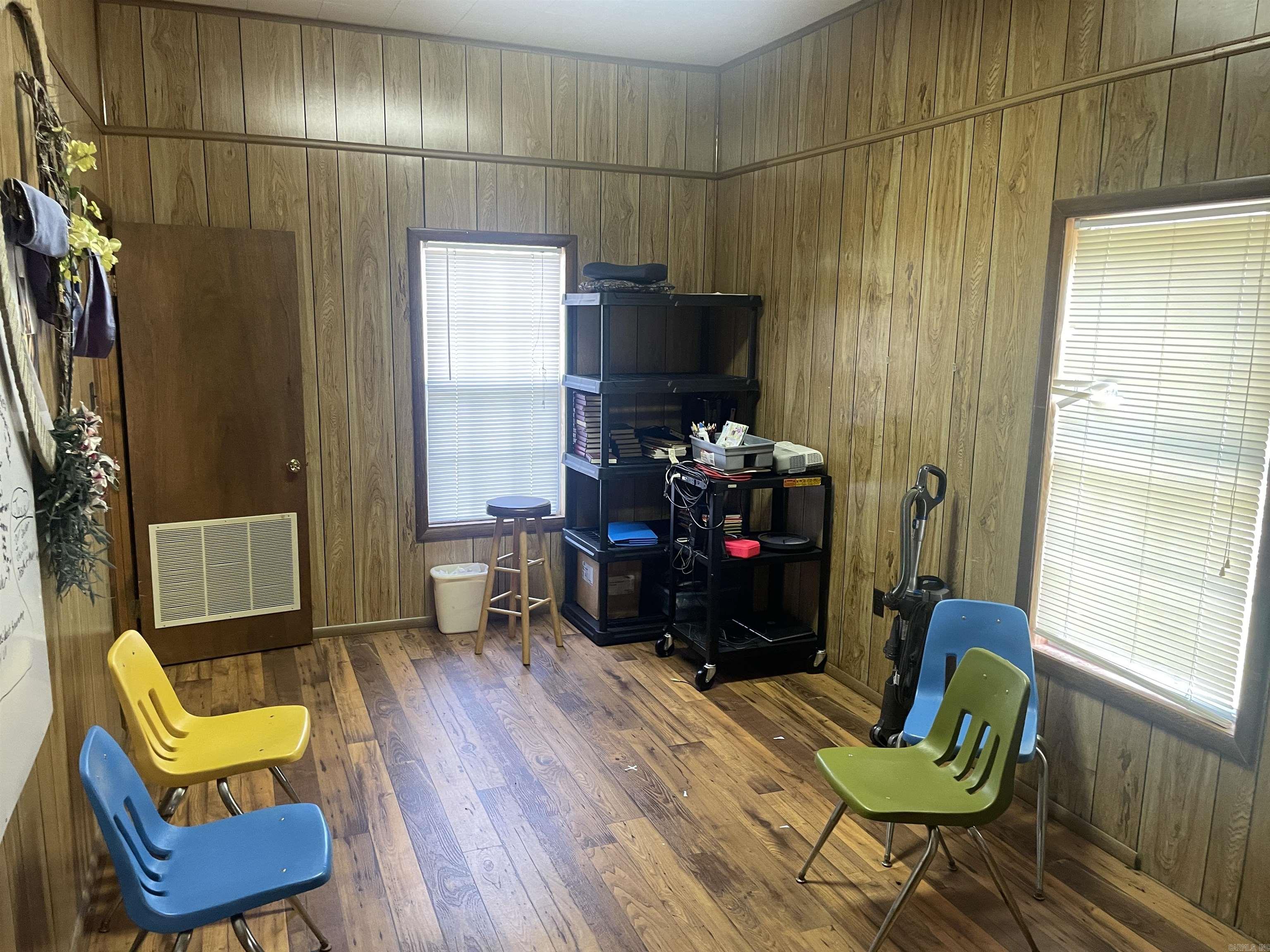 Metes & Bounds - Commercial Sale