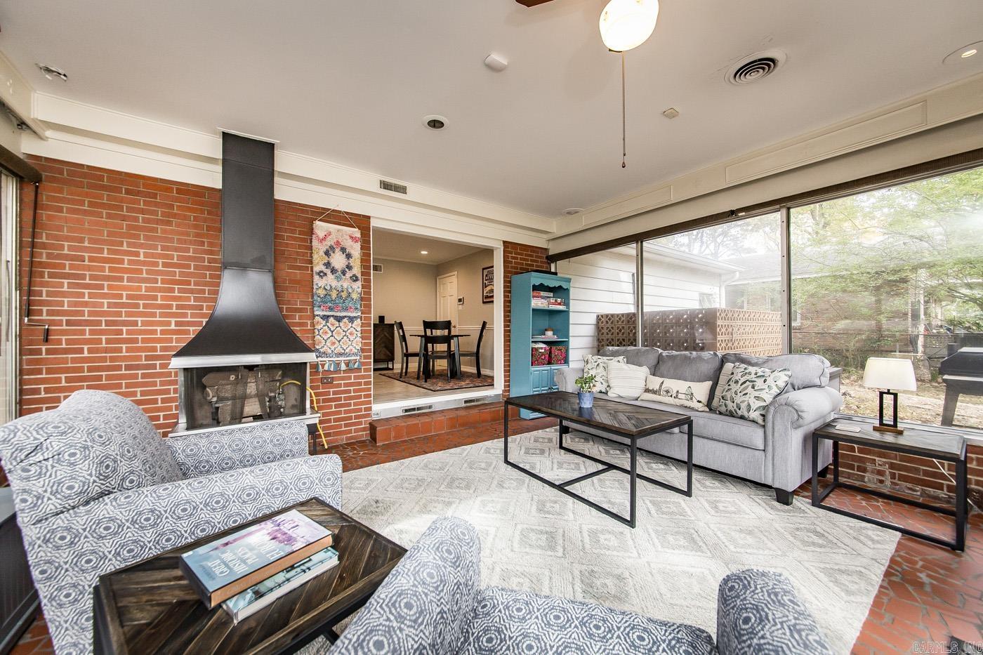 BRIARWOOD - Residential