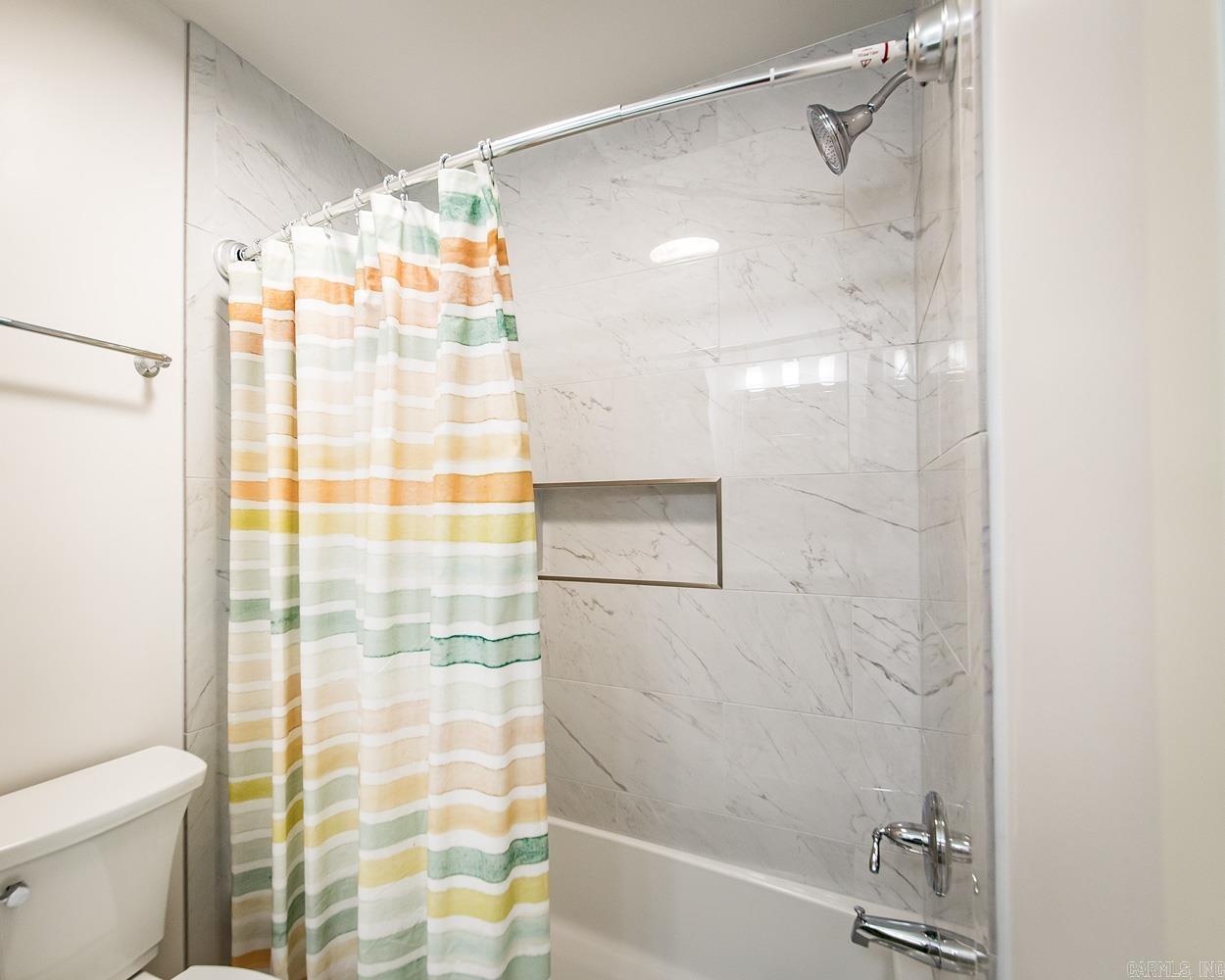 BRIARWOOD - Residential