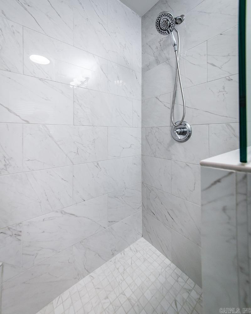 BRIARWOOD - Residential