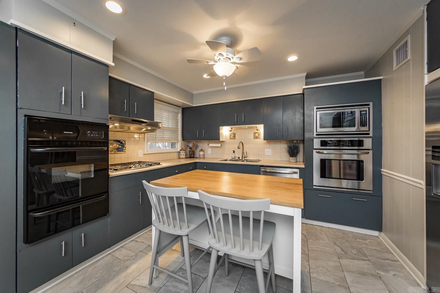 BRIARWOOD - Residential