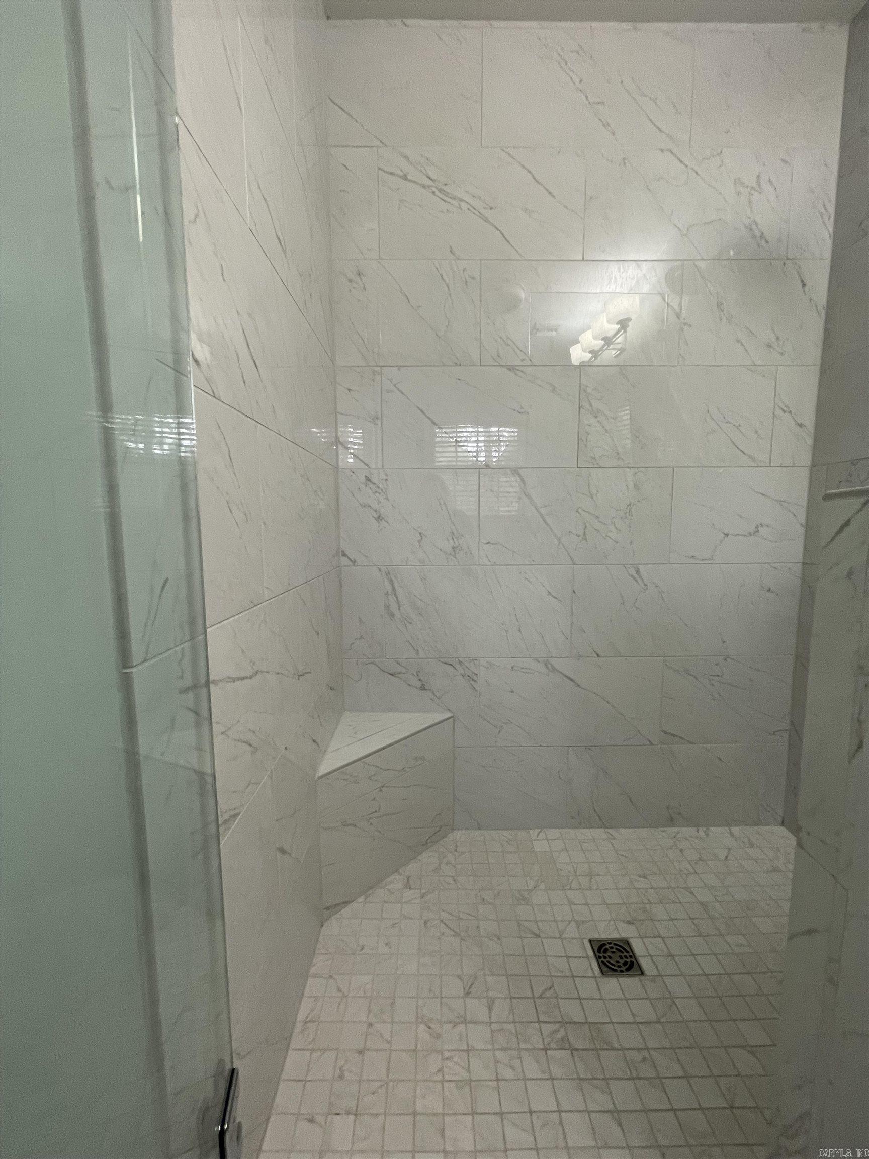 BRIARWOOD - Residential