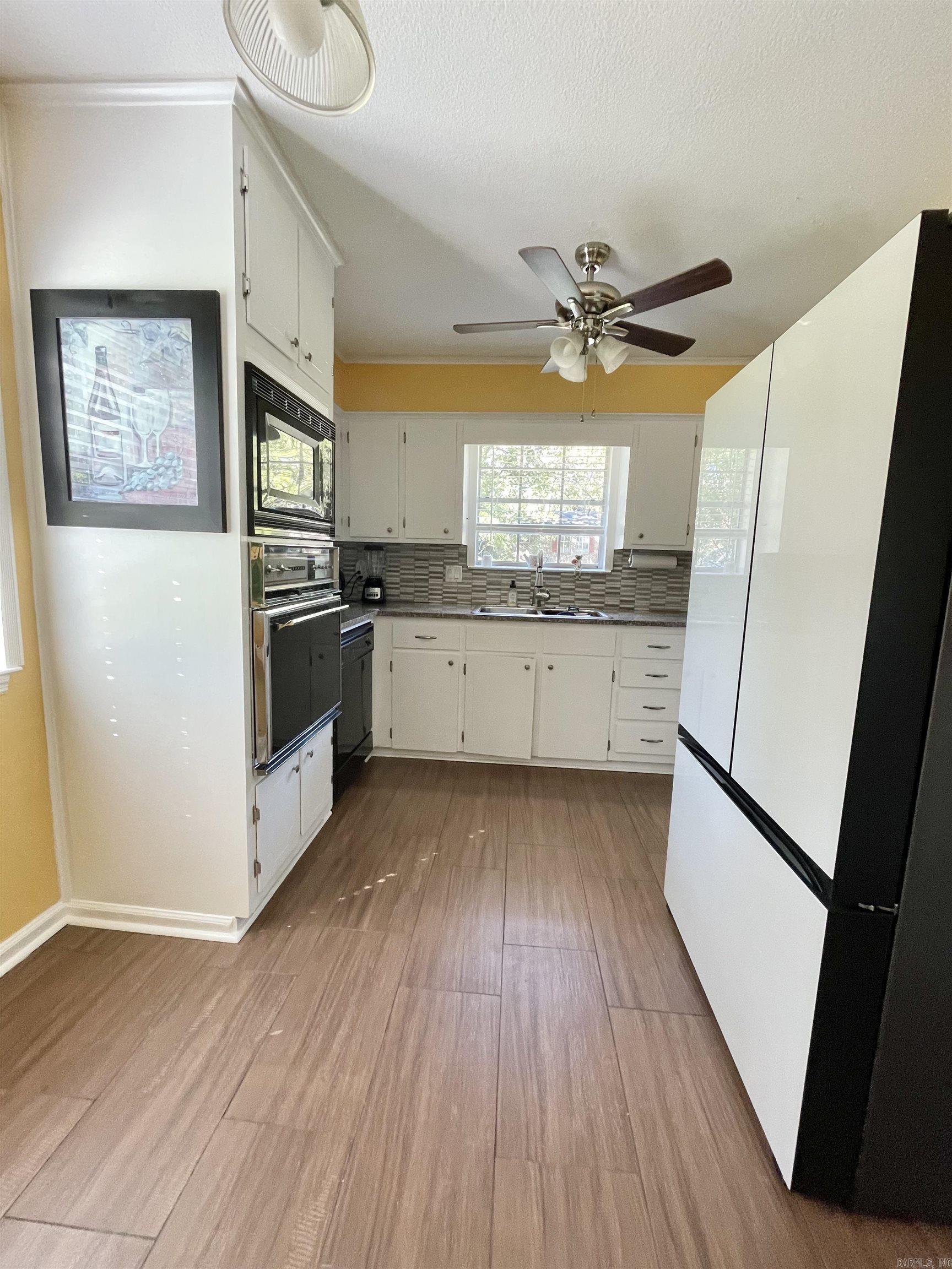 PLEASANT VIEW - Residential
